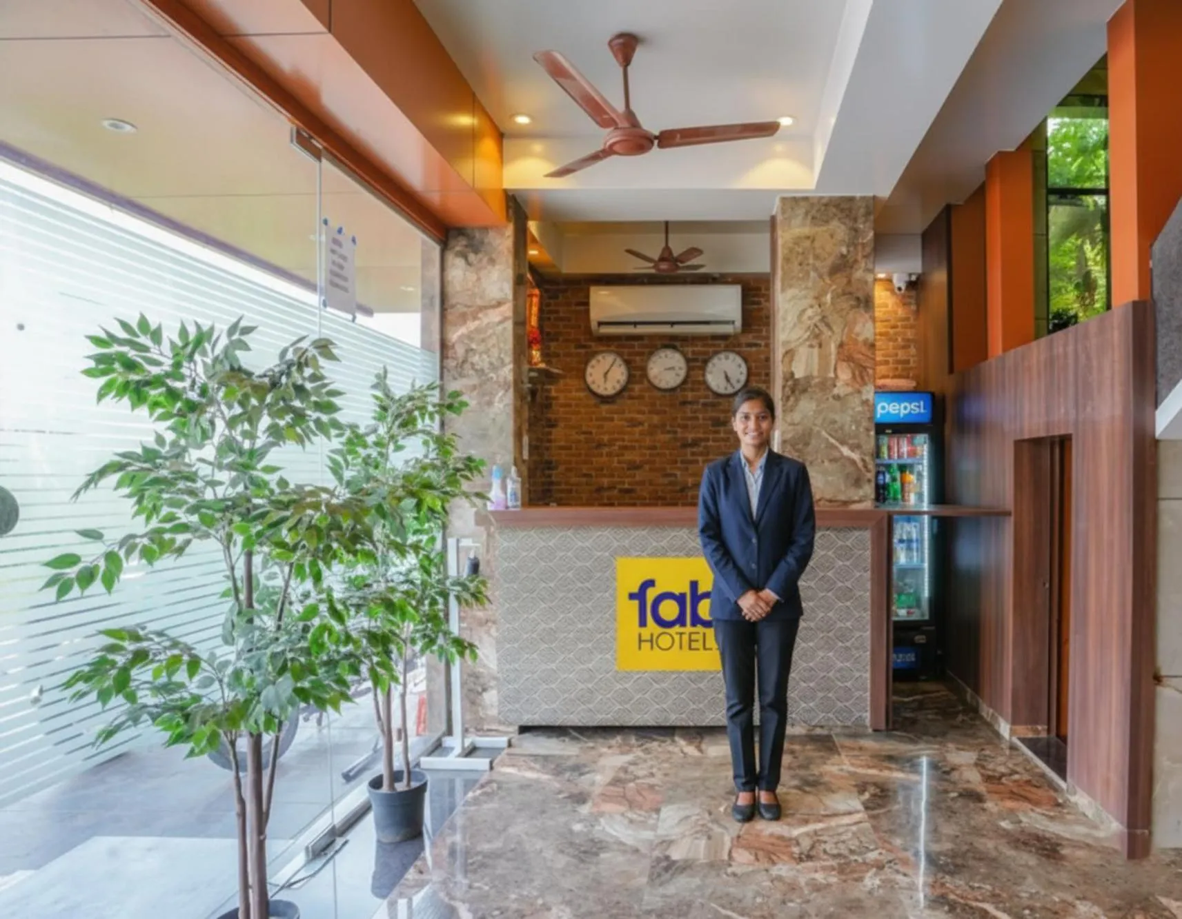 Lobby or reception in Via Super 7 Inn- Nr Rabale Station