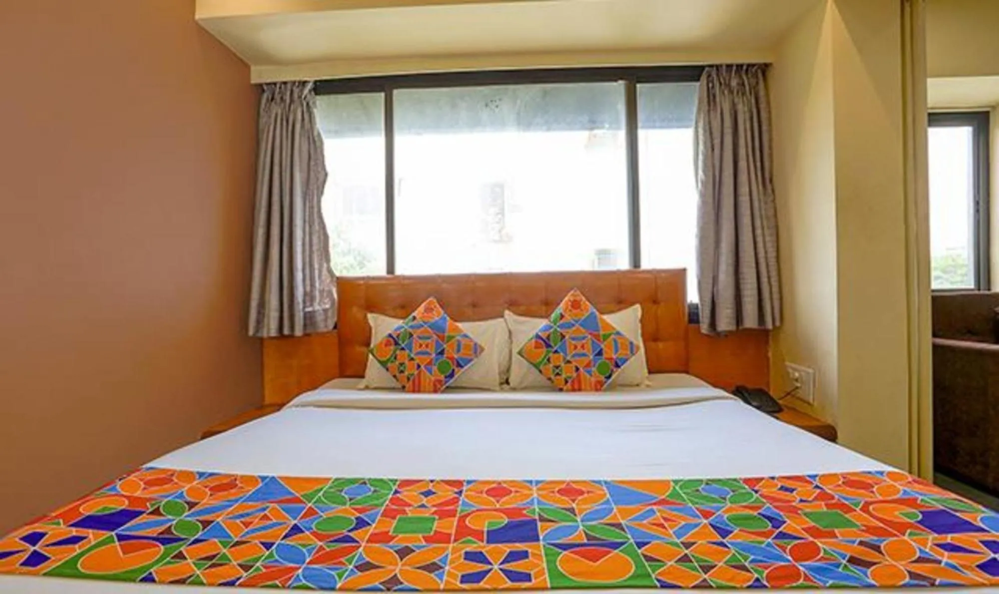 Bed in Via Jayshree - Nr Mumbai International Airport