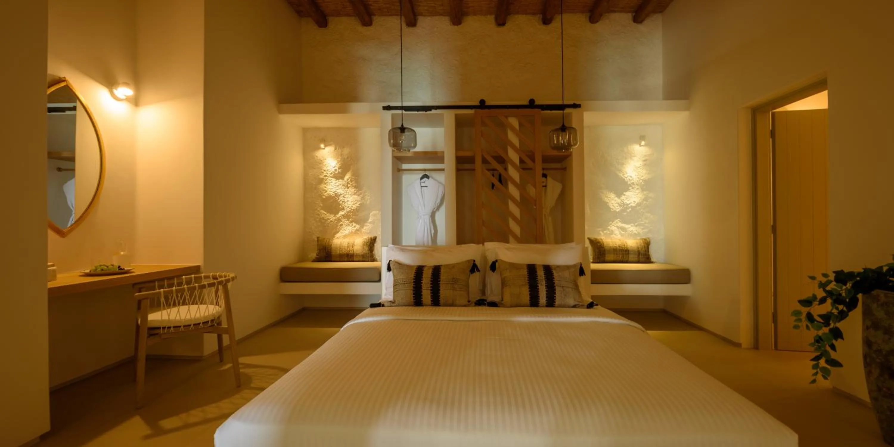 Bed in Este Luxury Suites