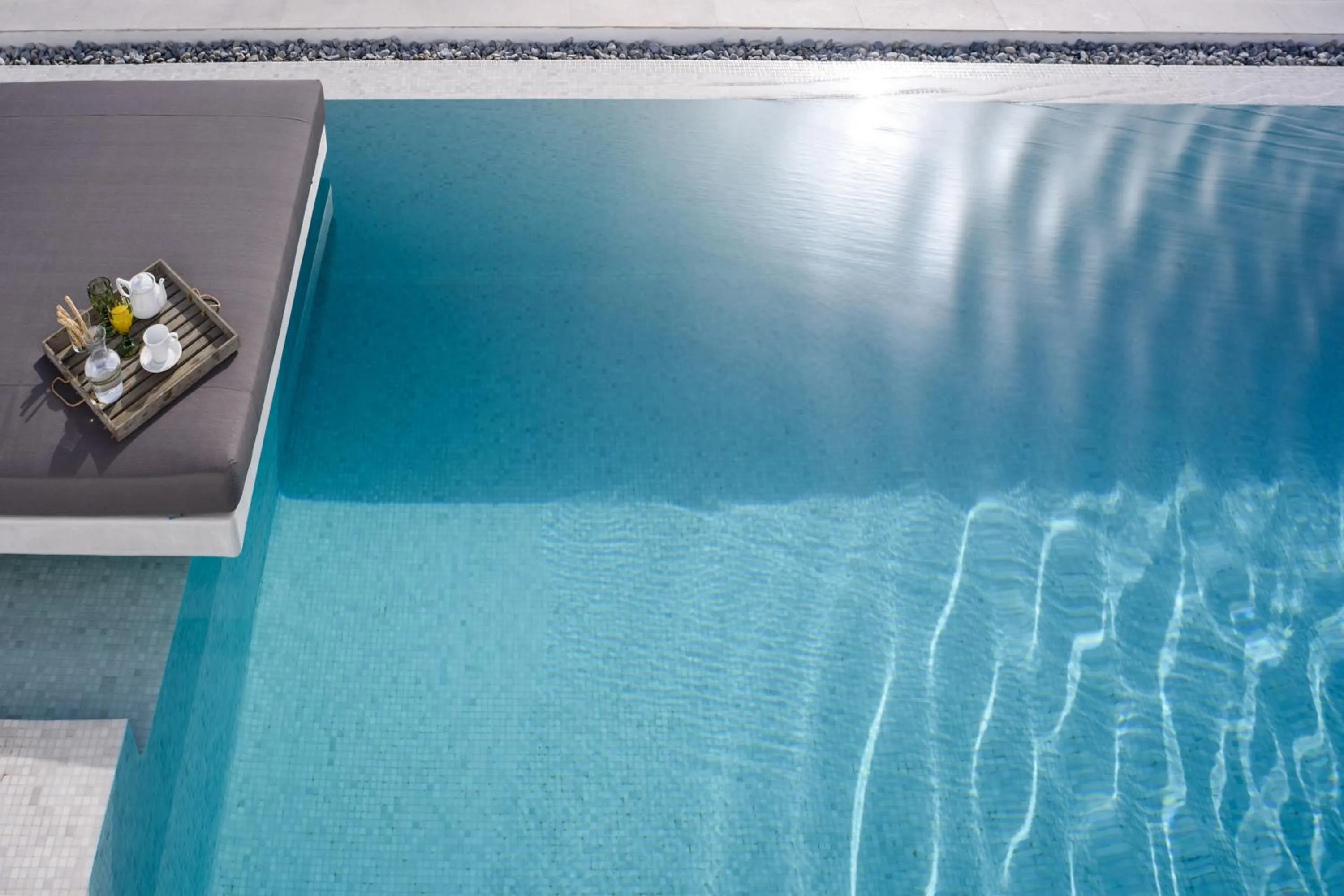 Summer in Este Luxury Suites