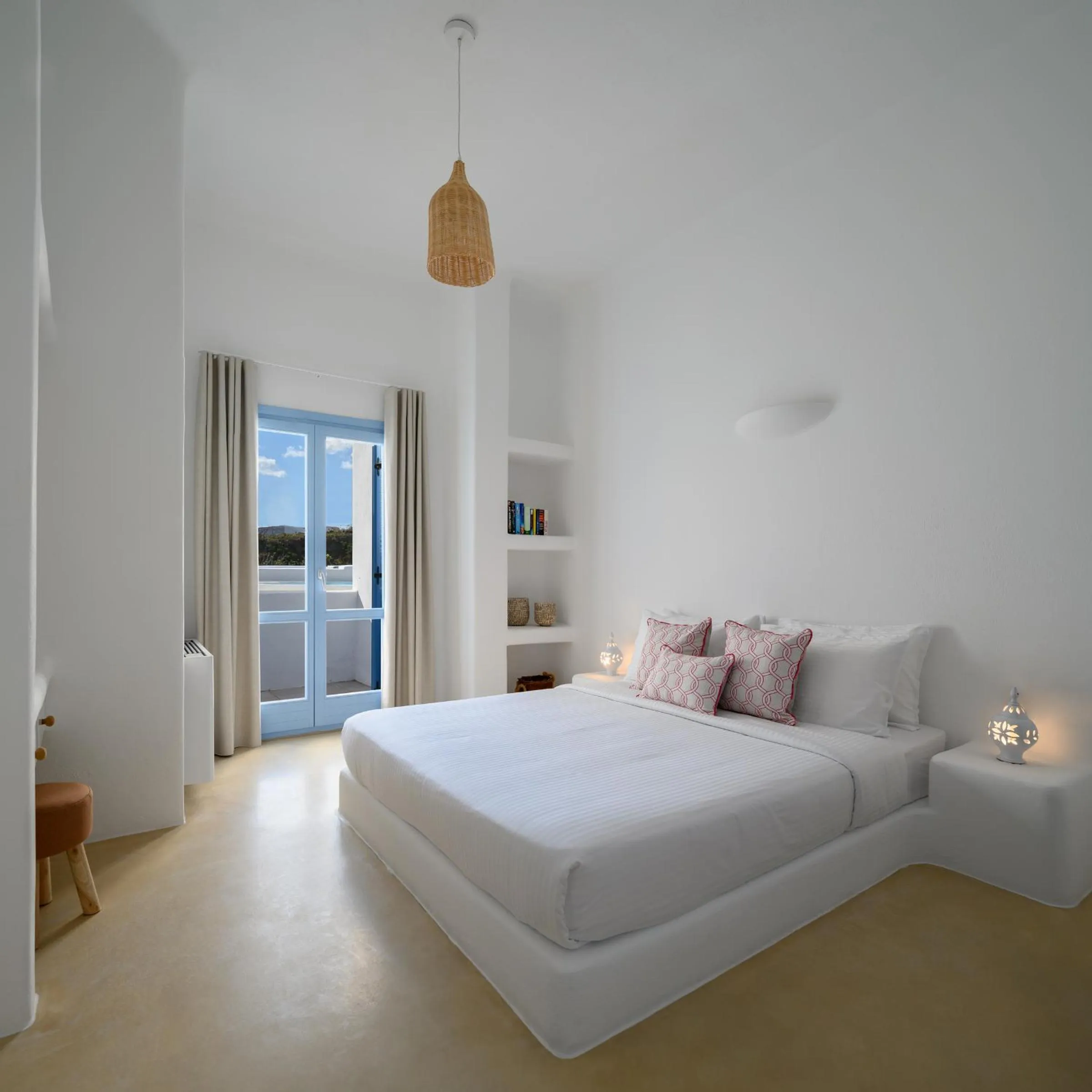 Bed in Este Luxury Suites