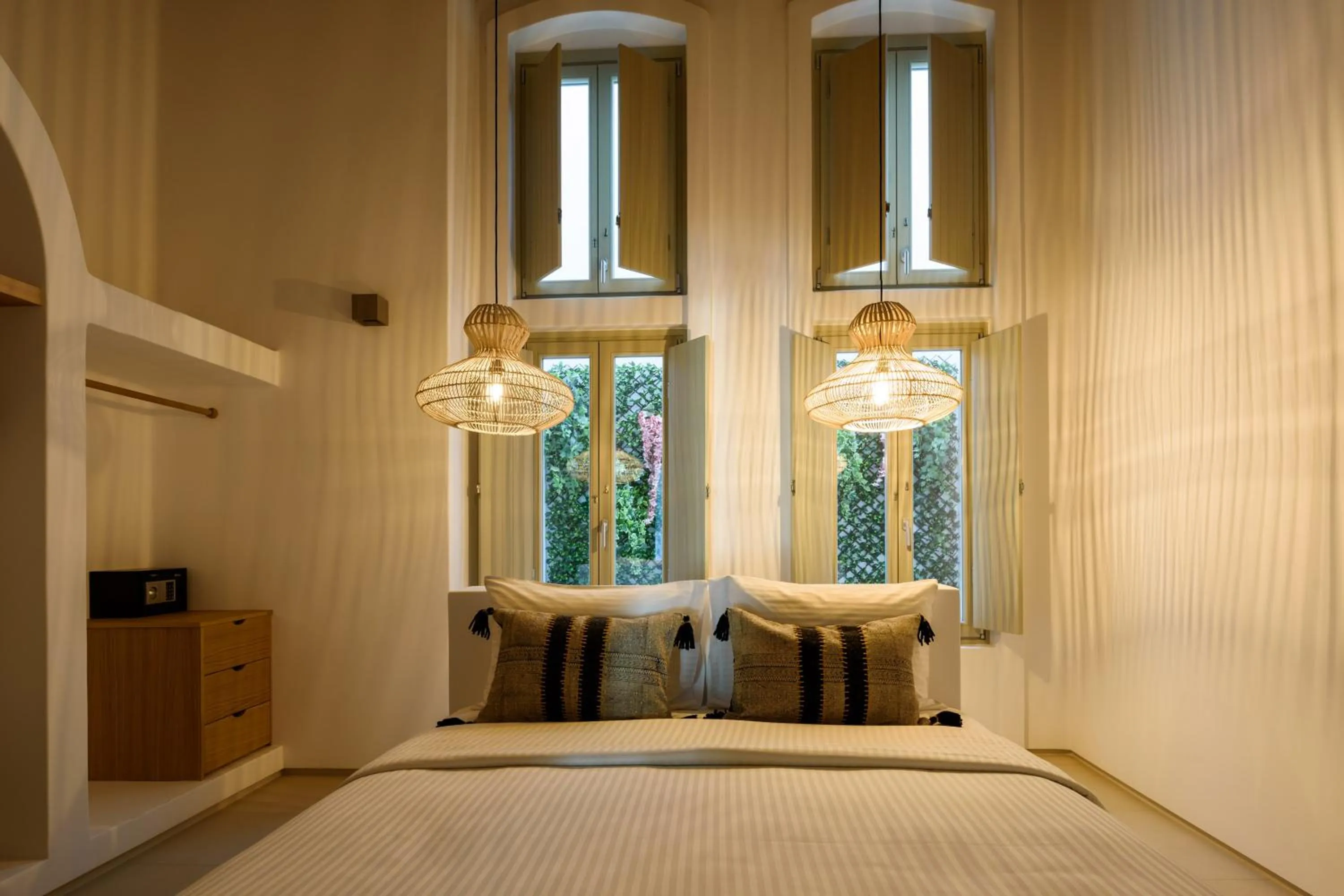 Bed in Este Luxury Suites