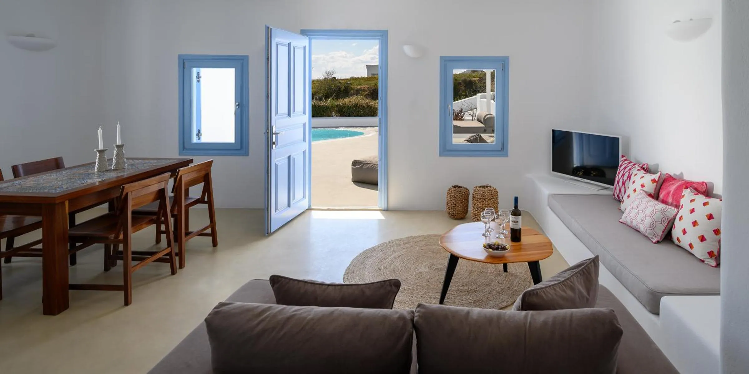 TV and multimedia in Este Luxury Suites