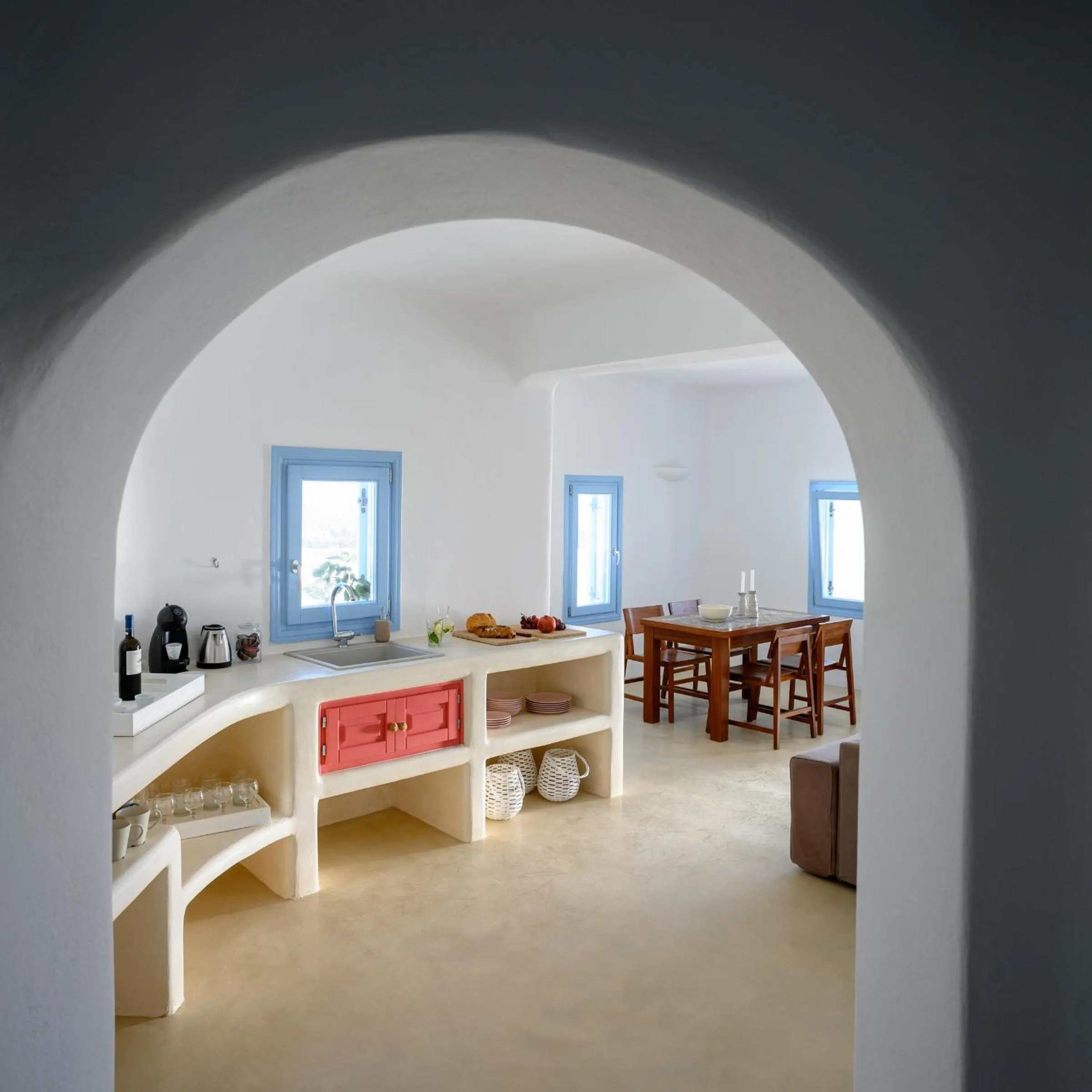 Kitchen or kitchenette in Este Luxury Suites