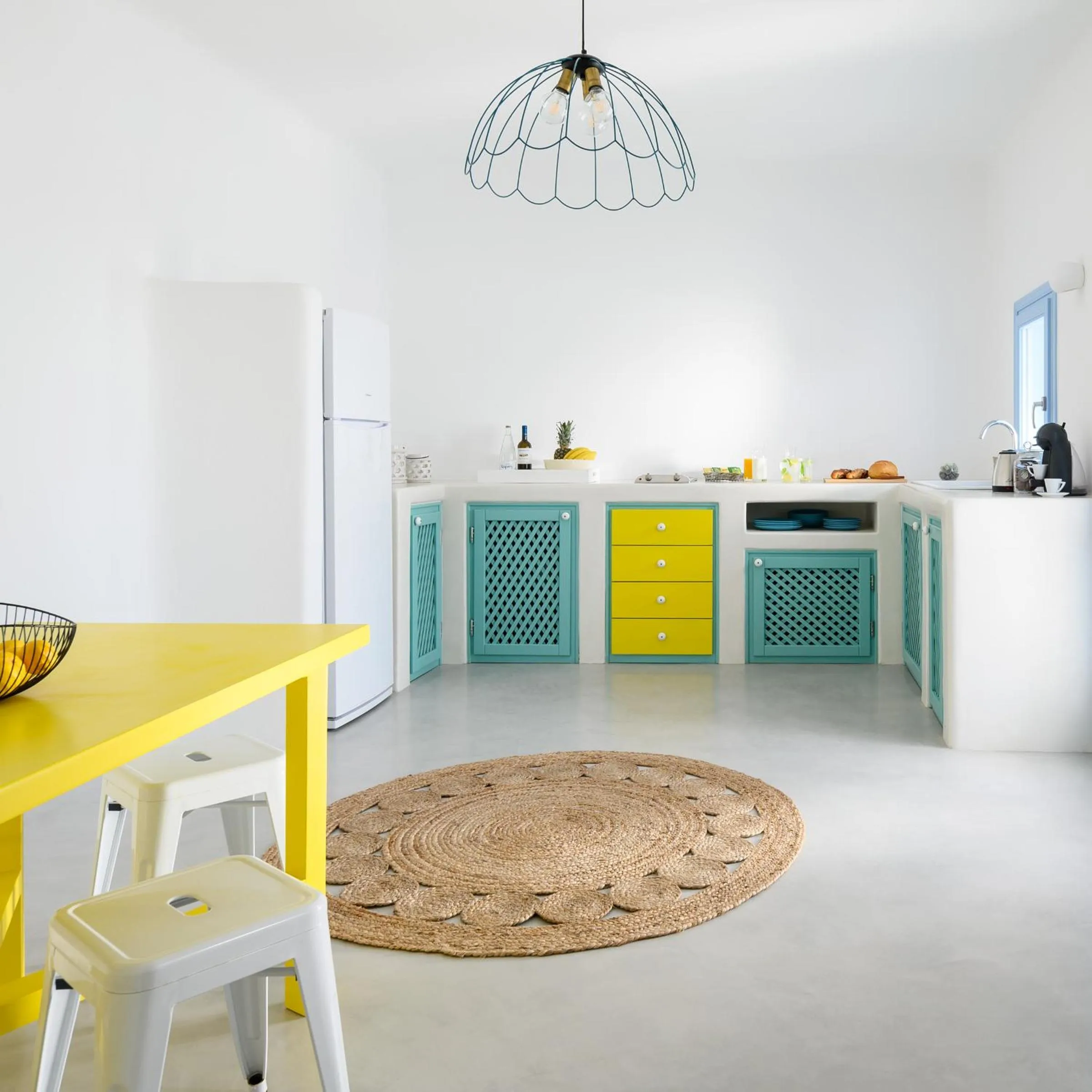 Kitchen or kitchenette in Este Luxury Suites