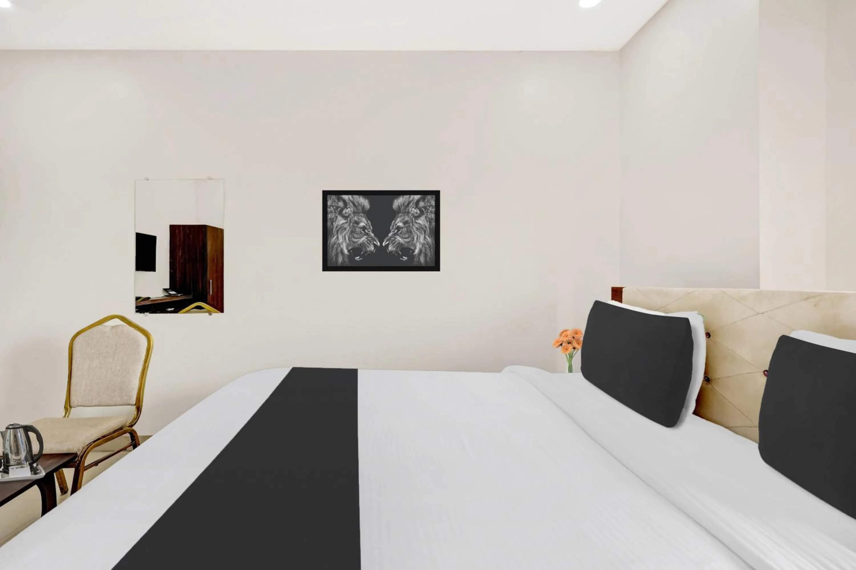 Bedroom, Bed in Collection O Dabagardens Near RK Beach