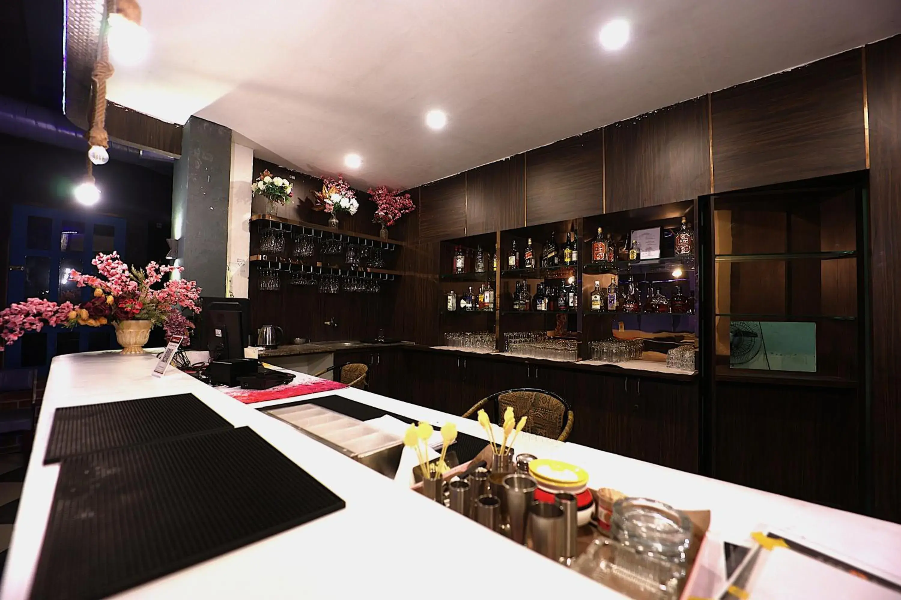 Lounge or bar in coral beach resort Lounge or bar in coral beach resort