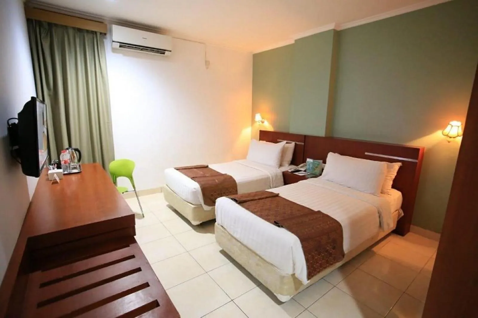Bed in Azza Hotel Palembang