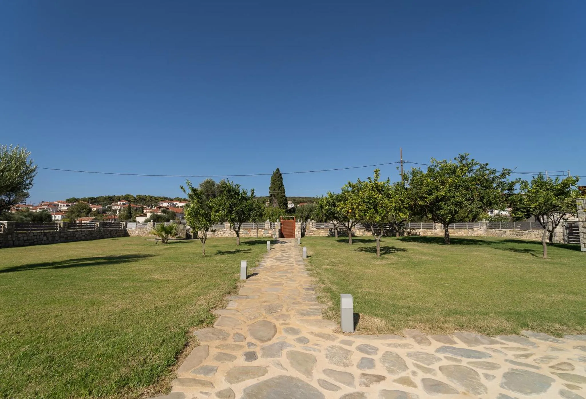 Garden in CARLOS MANSION LUXURY SUITES