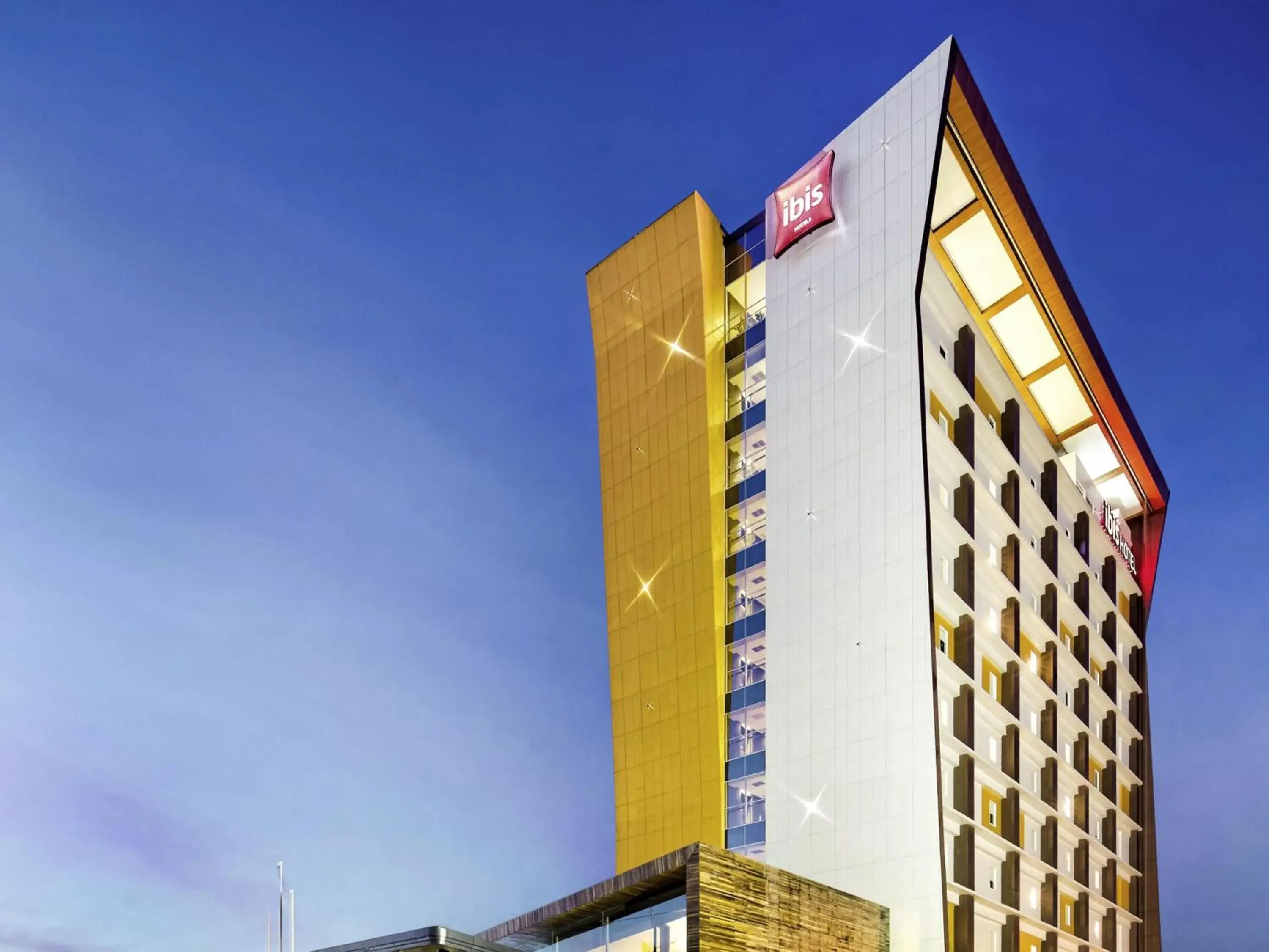 Property building in Ibis Padang Property building in Ibis Padang