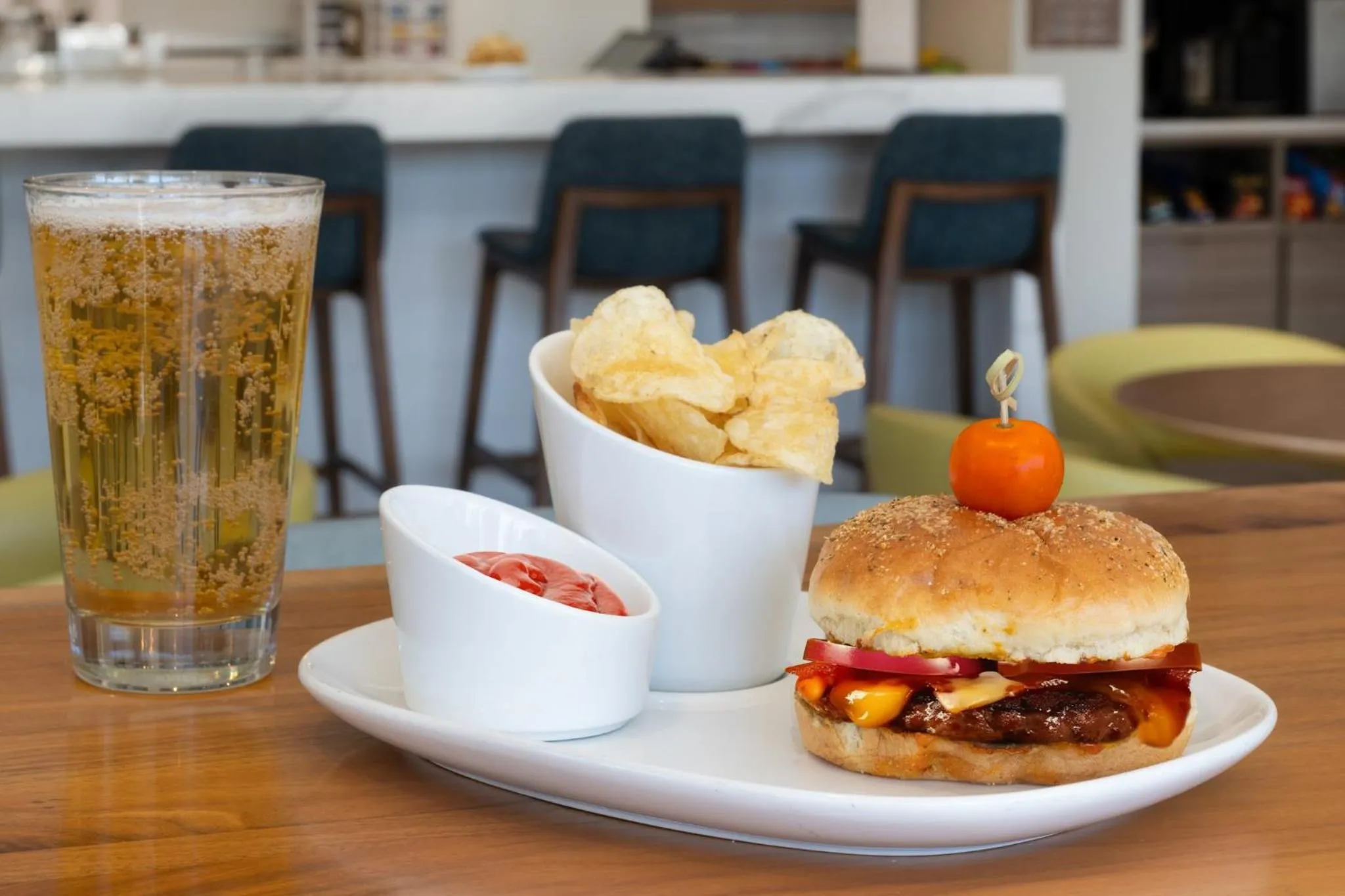 Restaurant/places to eat in EVEN Hotel Atlanta - Cobb Galleria by IHG