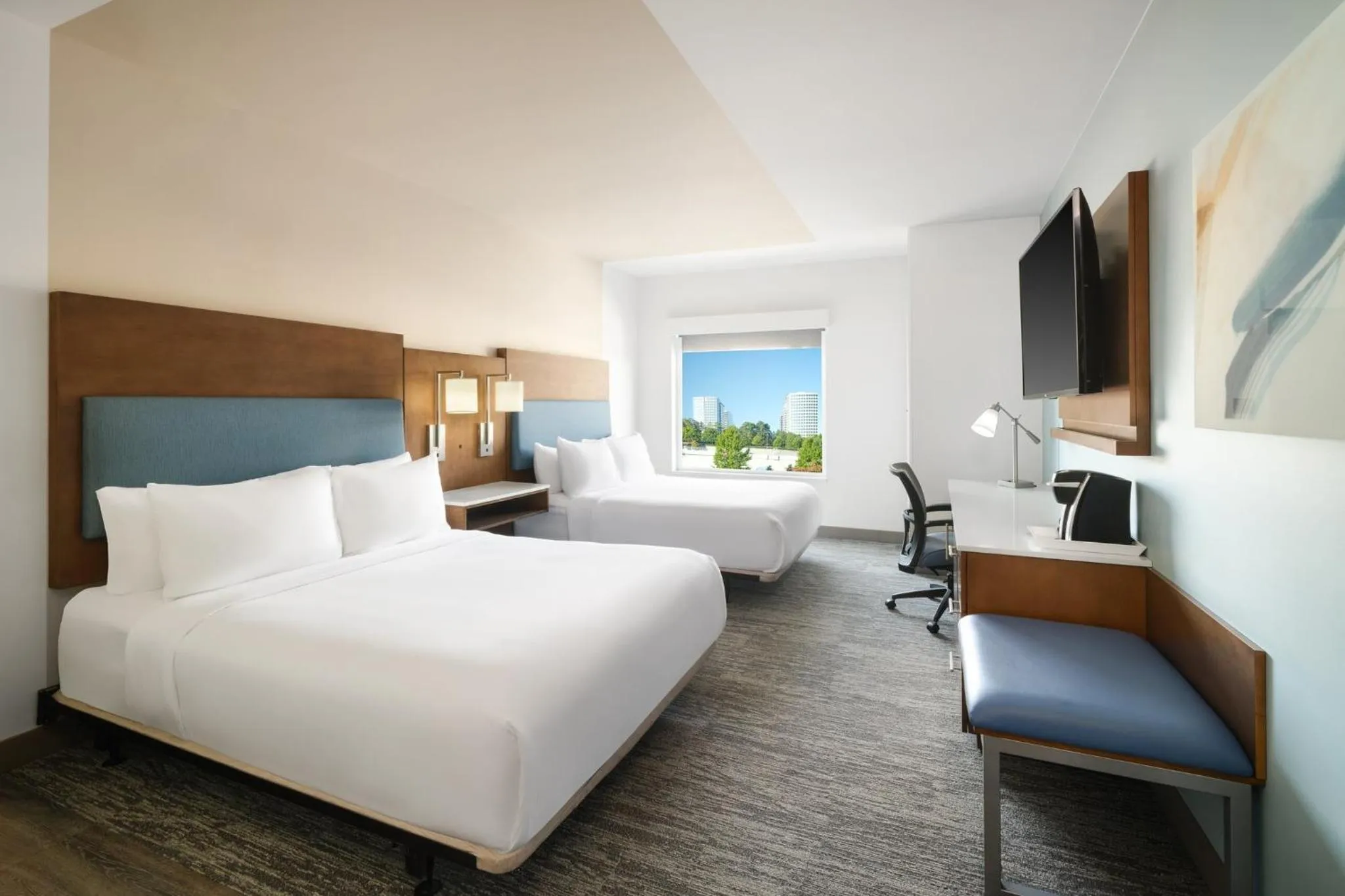 Photo of the whole room, Bed in EVEN Hotel Atlanta - Cobb Galleria by IHG