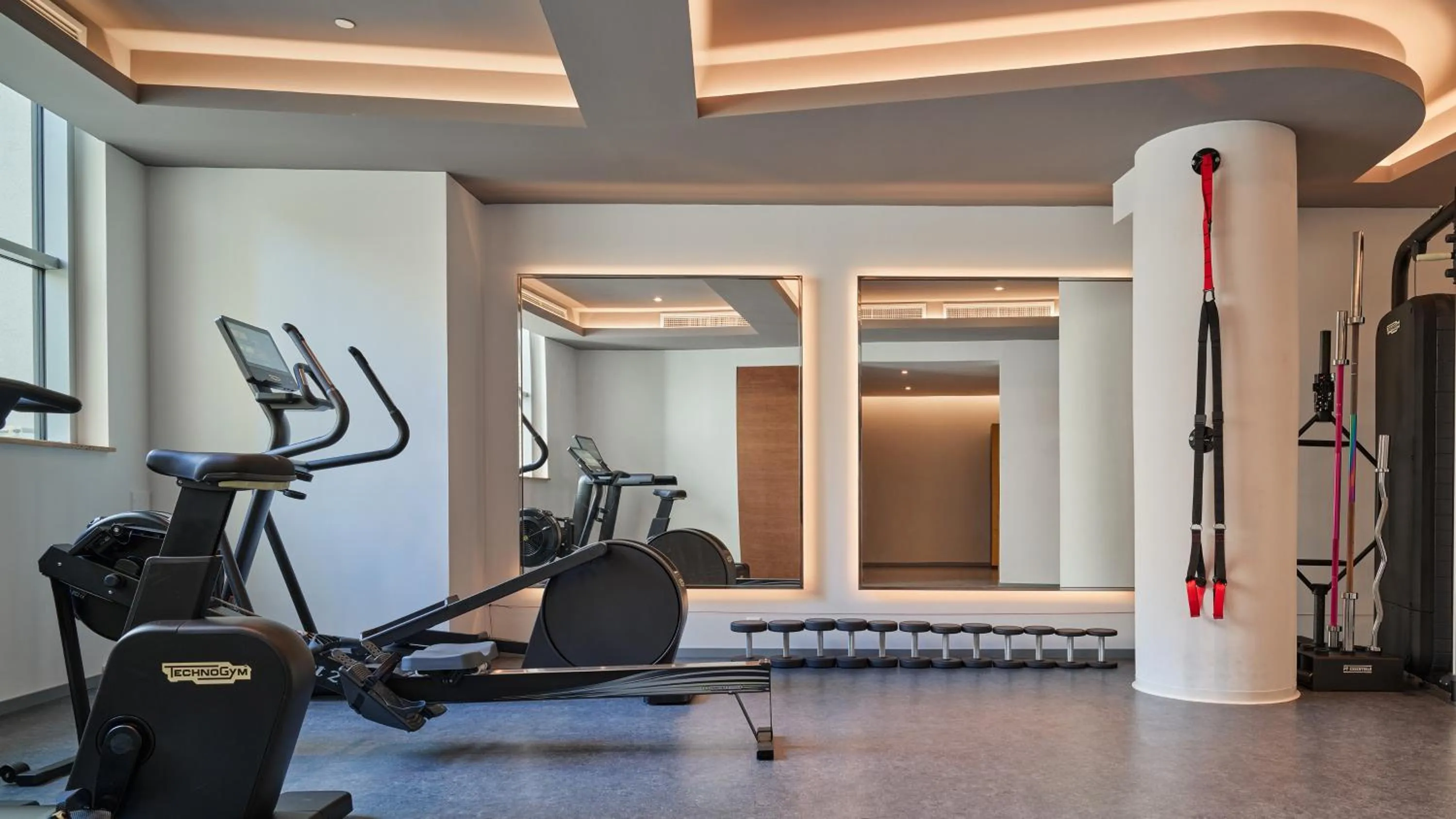 Fitness centre/facilities in voco The Hague by IHG