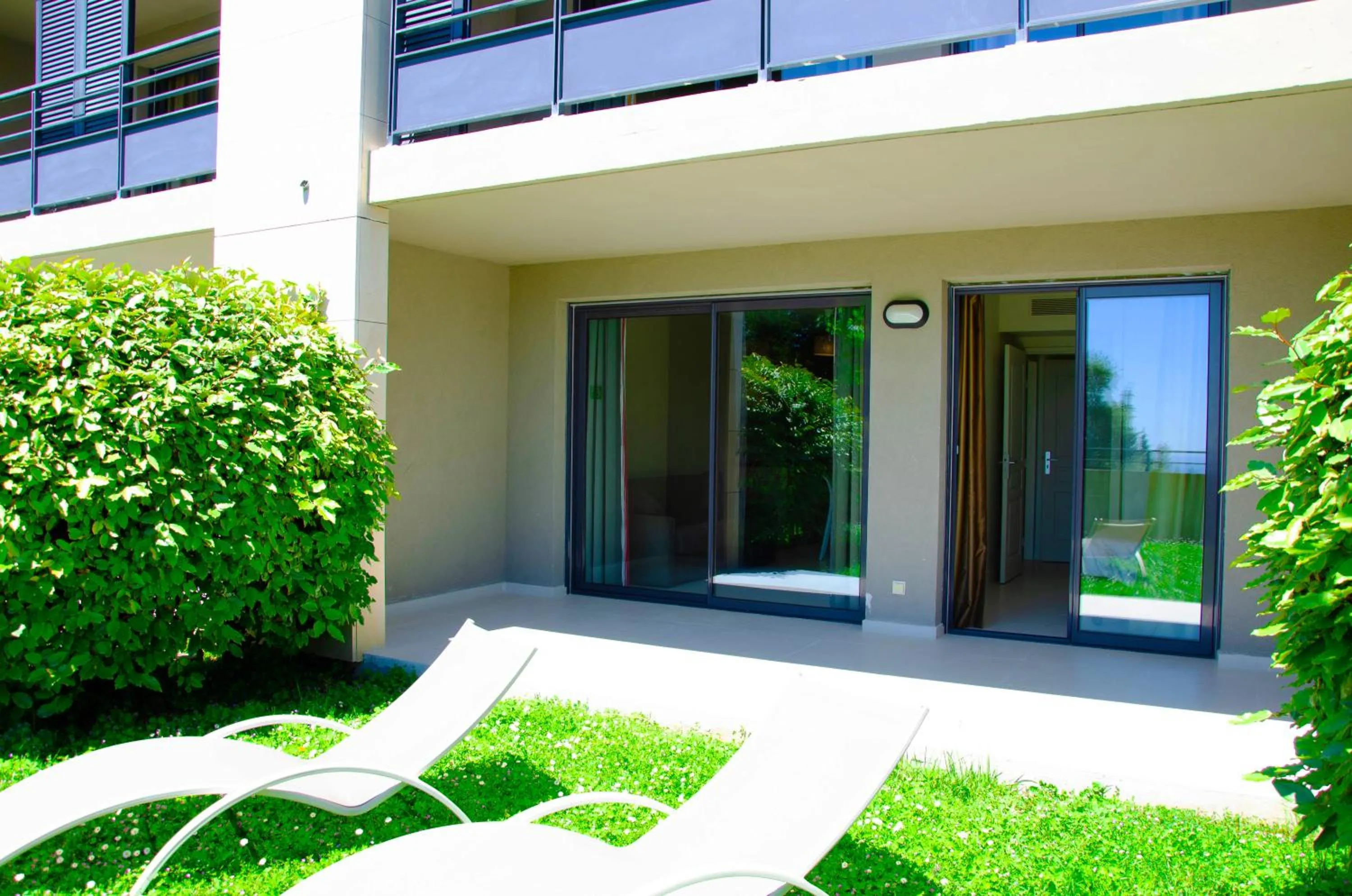 Patio in La Perle d'Eze - Aparthotel
