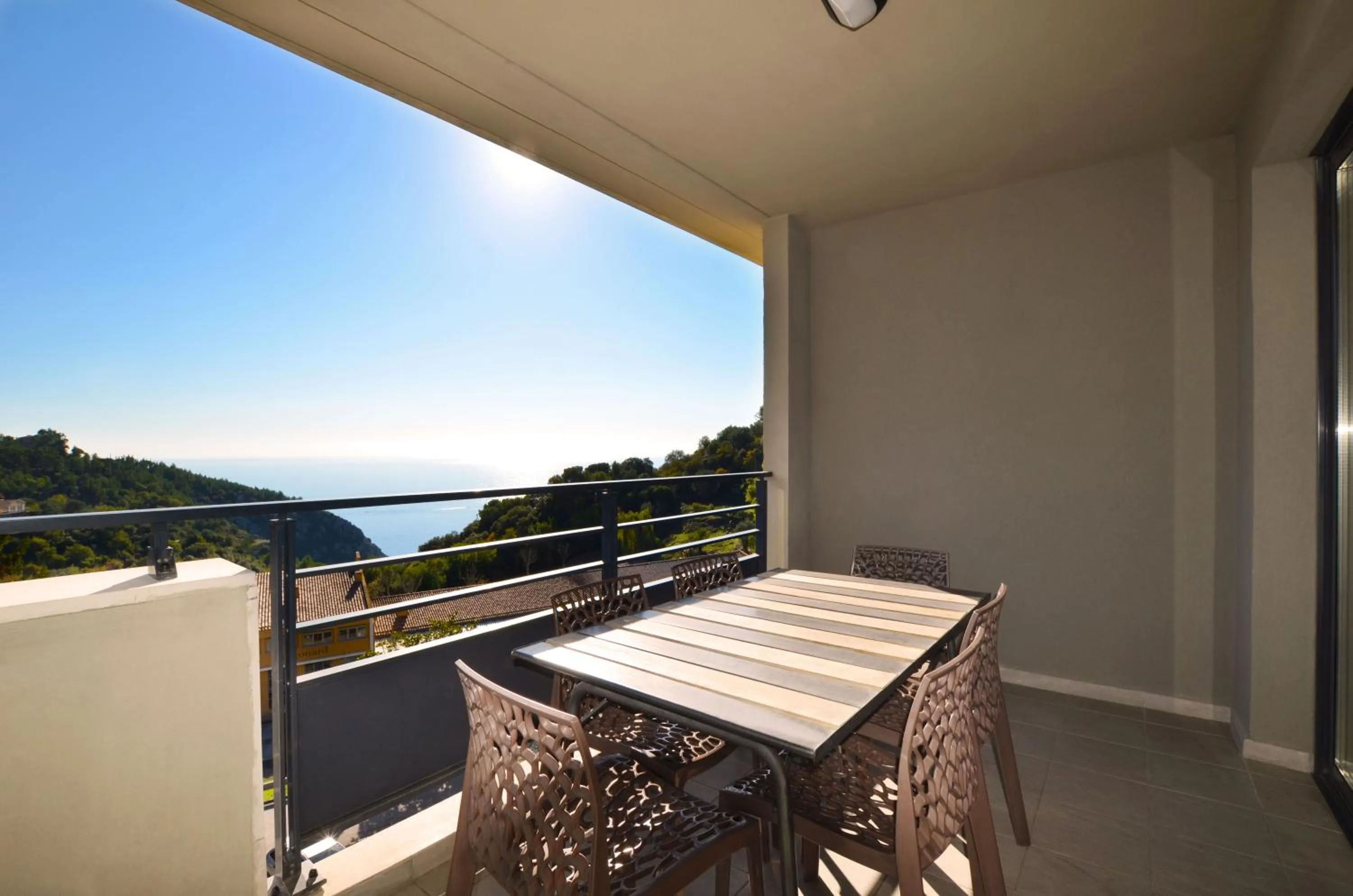 Patio in La Perle d'Eze - Aparthotel