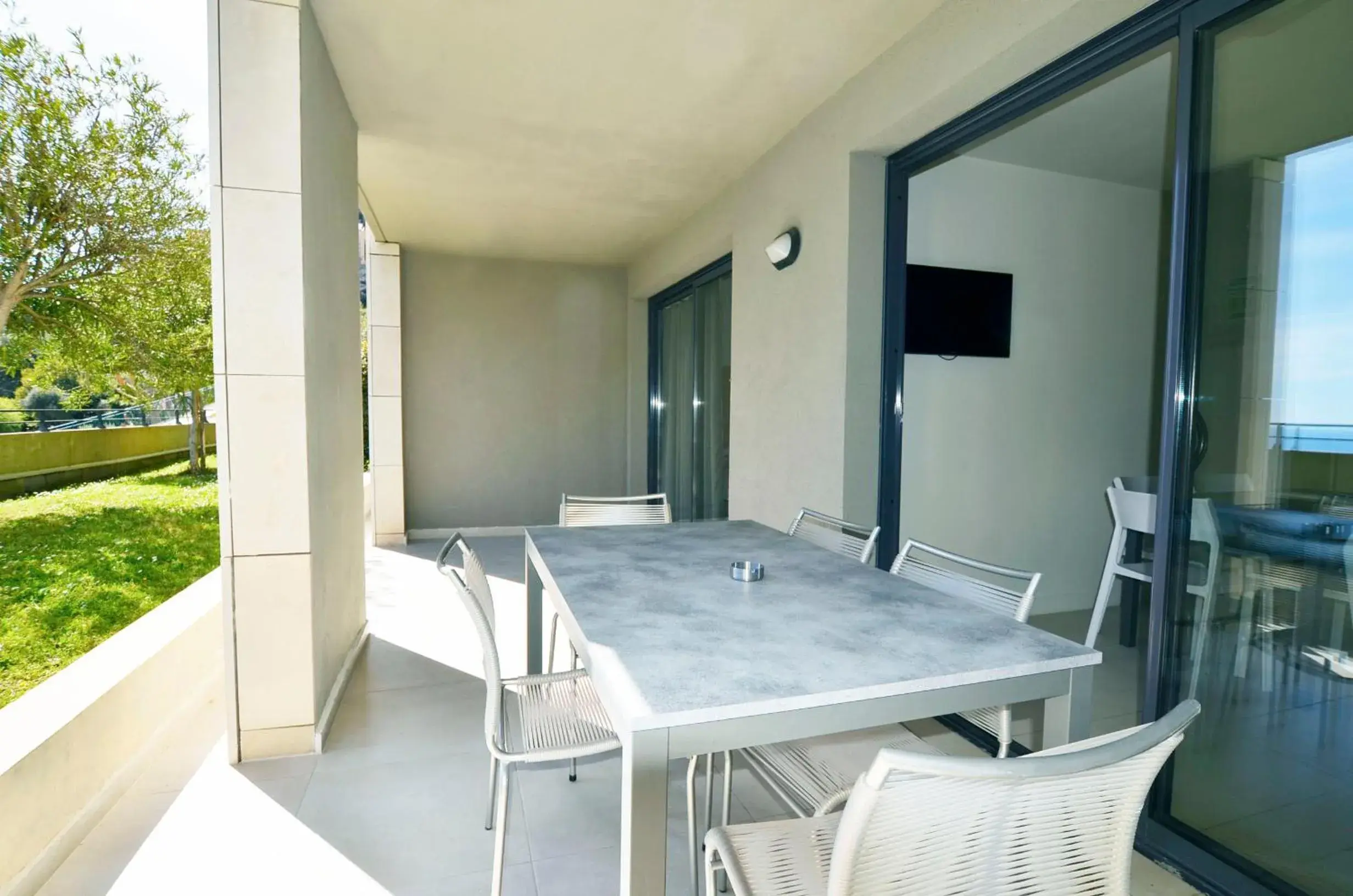 Superior Suite with Garden View in La Perle d'Eze - Aparthotel Superior Suite with Garden View in La Perle d'Eze - Aparthotel