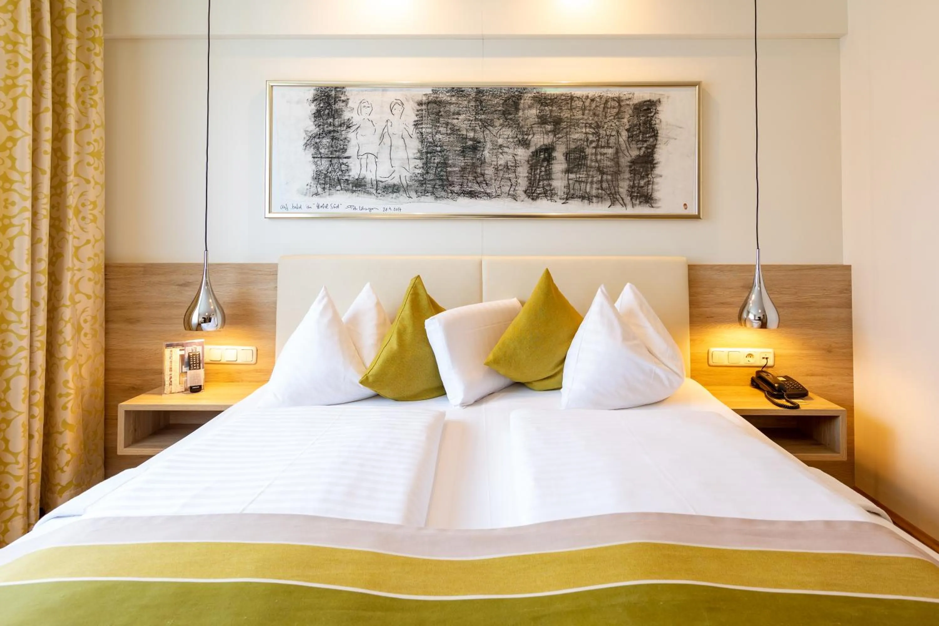 Bed in Hotel Süd Graz