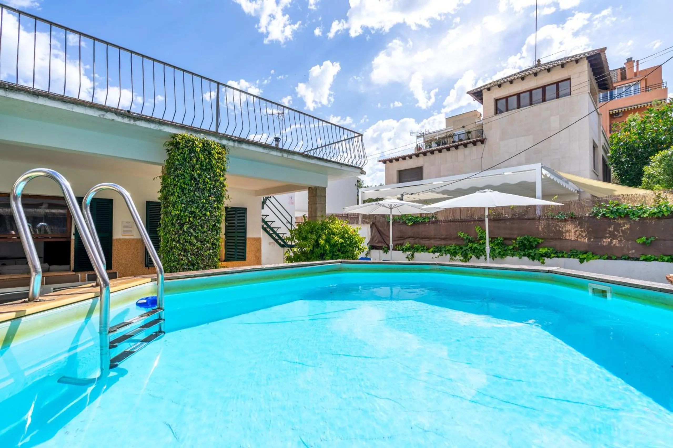 Swimming pool in Villa Can Pastilla