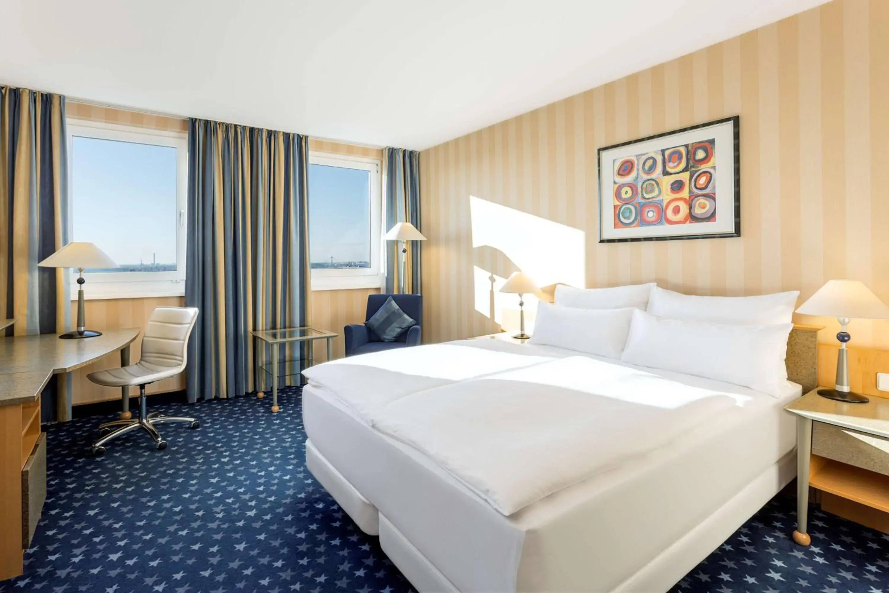 Standard Double or Twin Room in NH Danube City Standard Double or Twin Room in NH Danube City