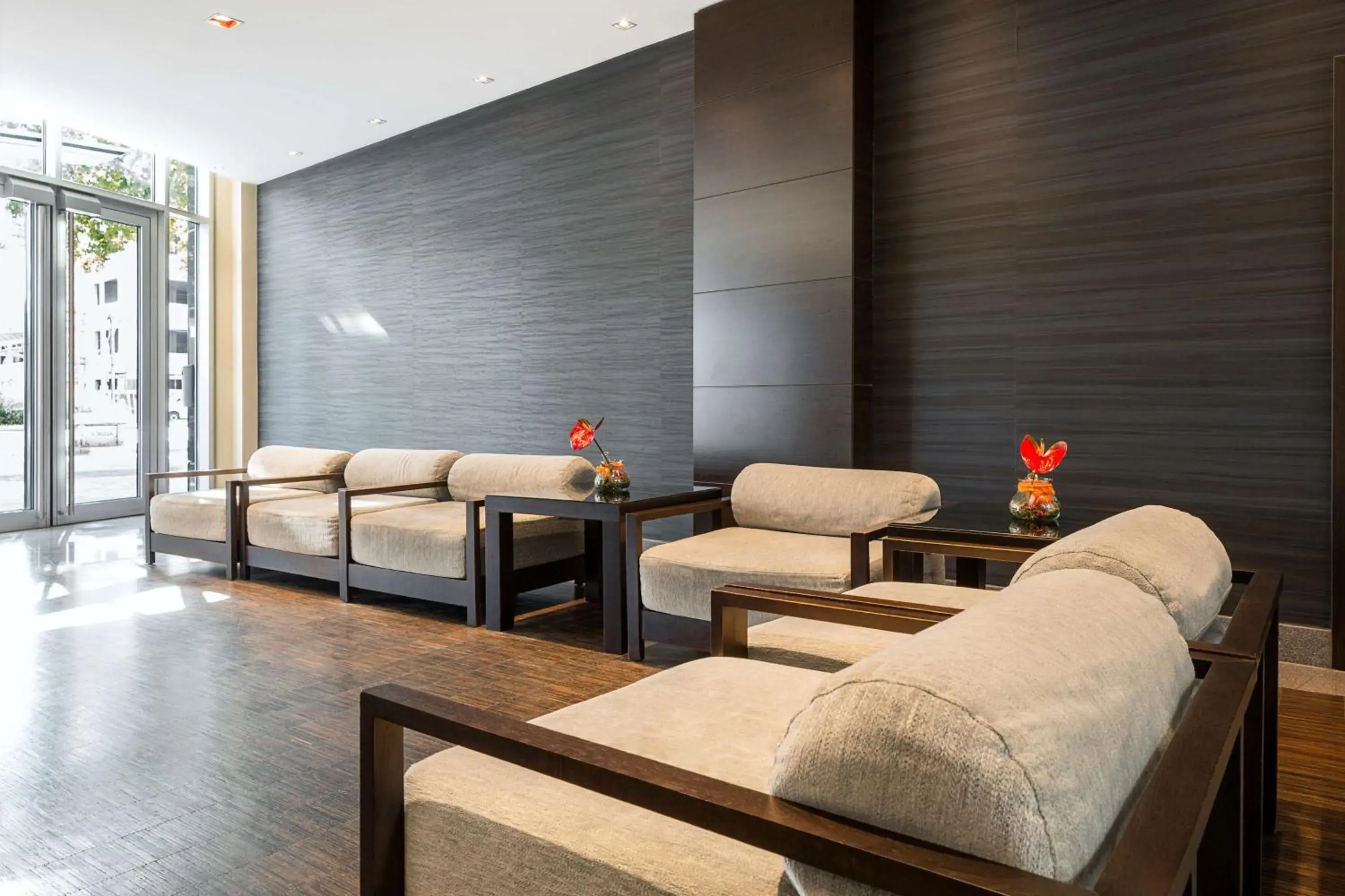 Lobby or reception in NH Danube City Lobby or reception in NH Danube City