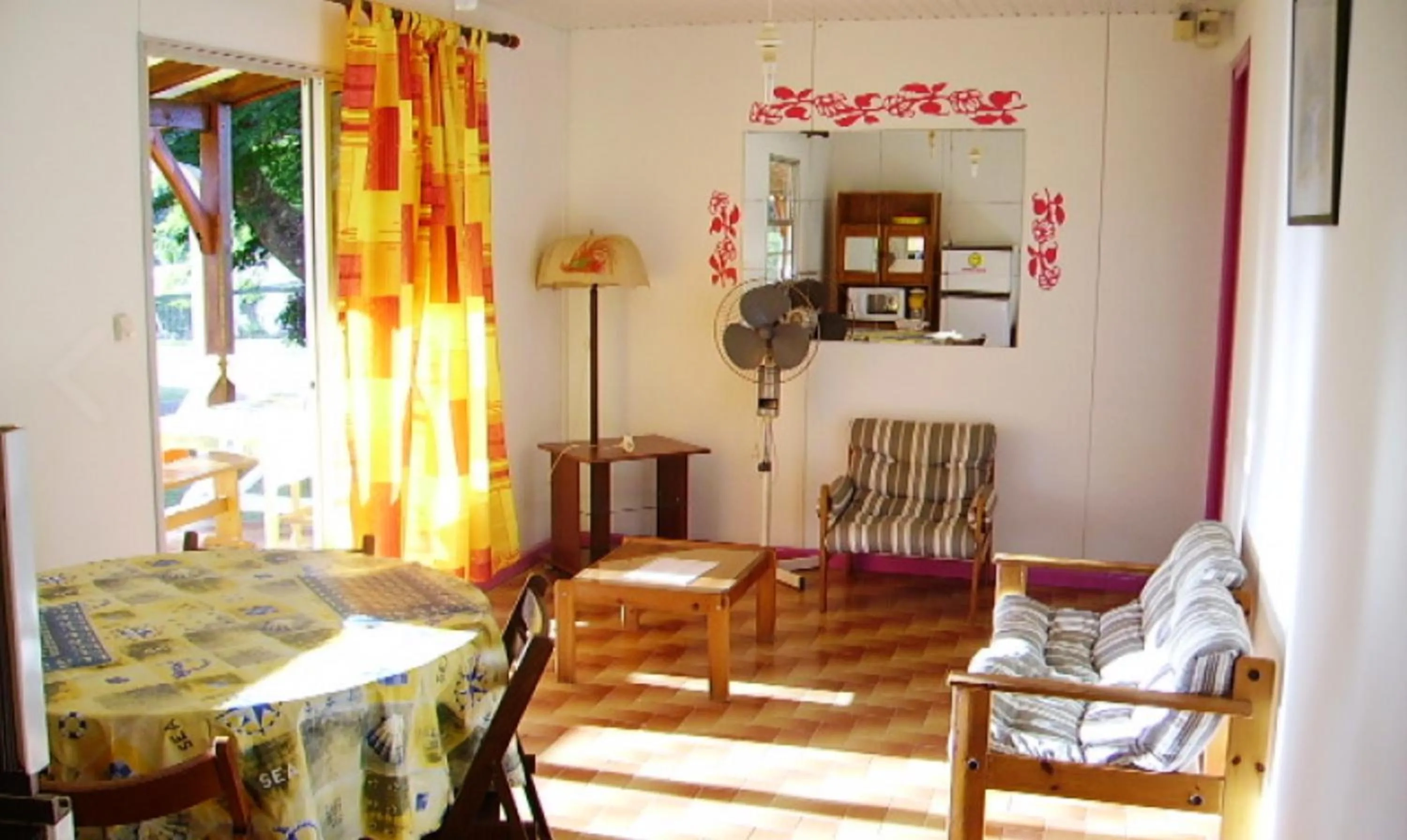 Living room in Maison charmante Sainte-Luce