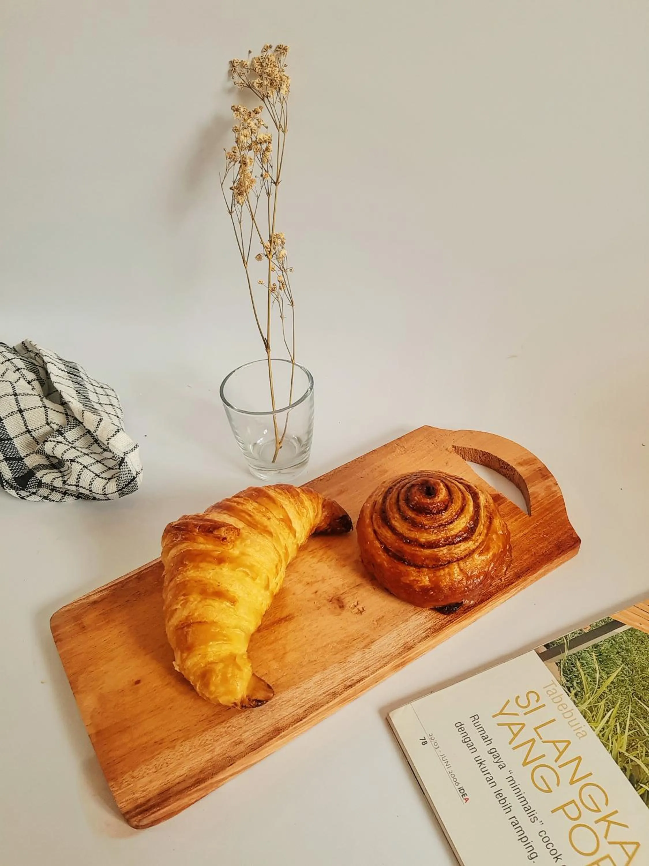 Food and drinks in KALINDA HOMEY