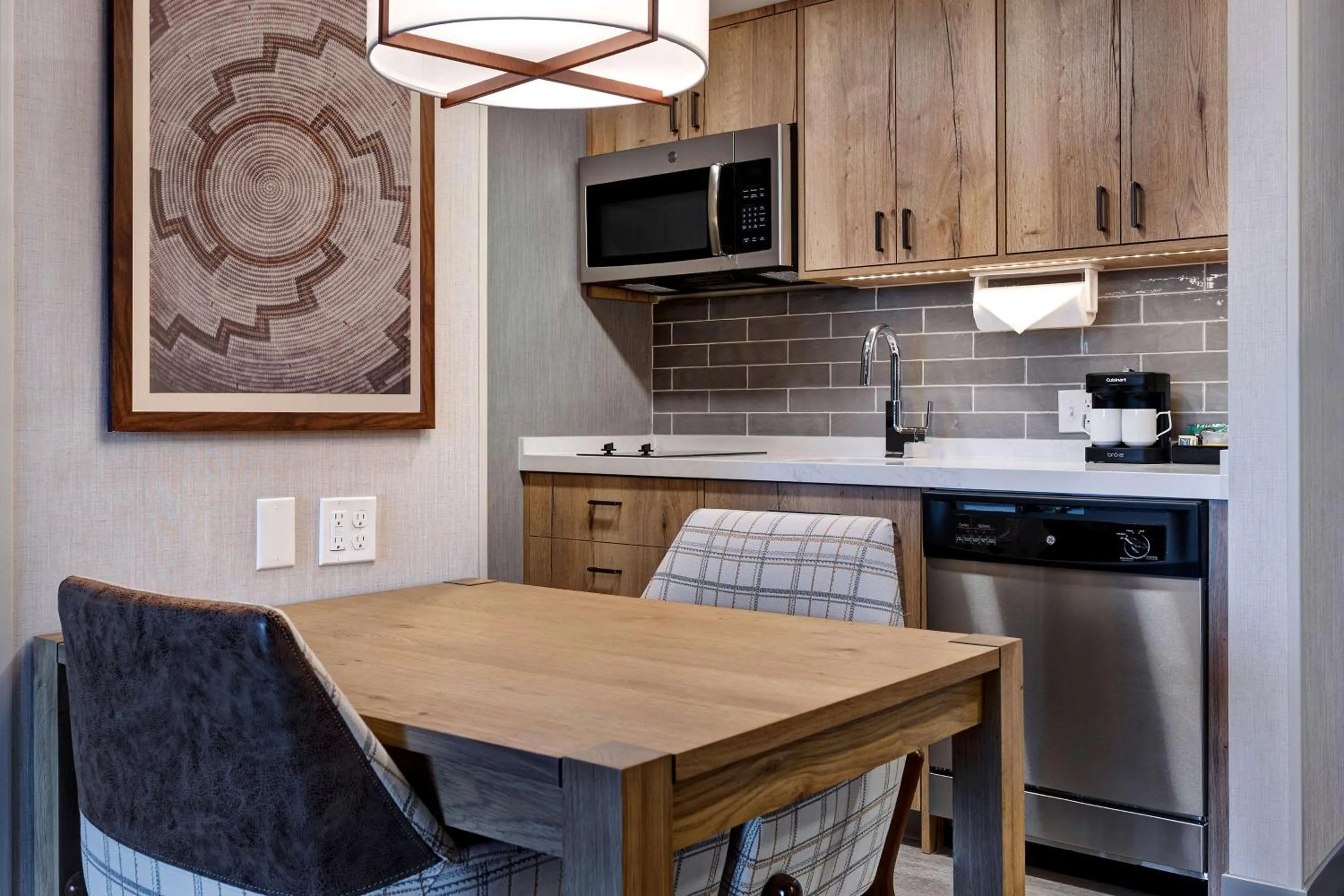 Kitchen or kitchenette in Homewood Suites By Hilton Eagle Boise, Id