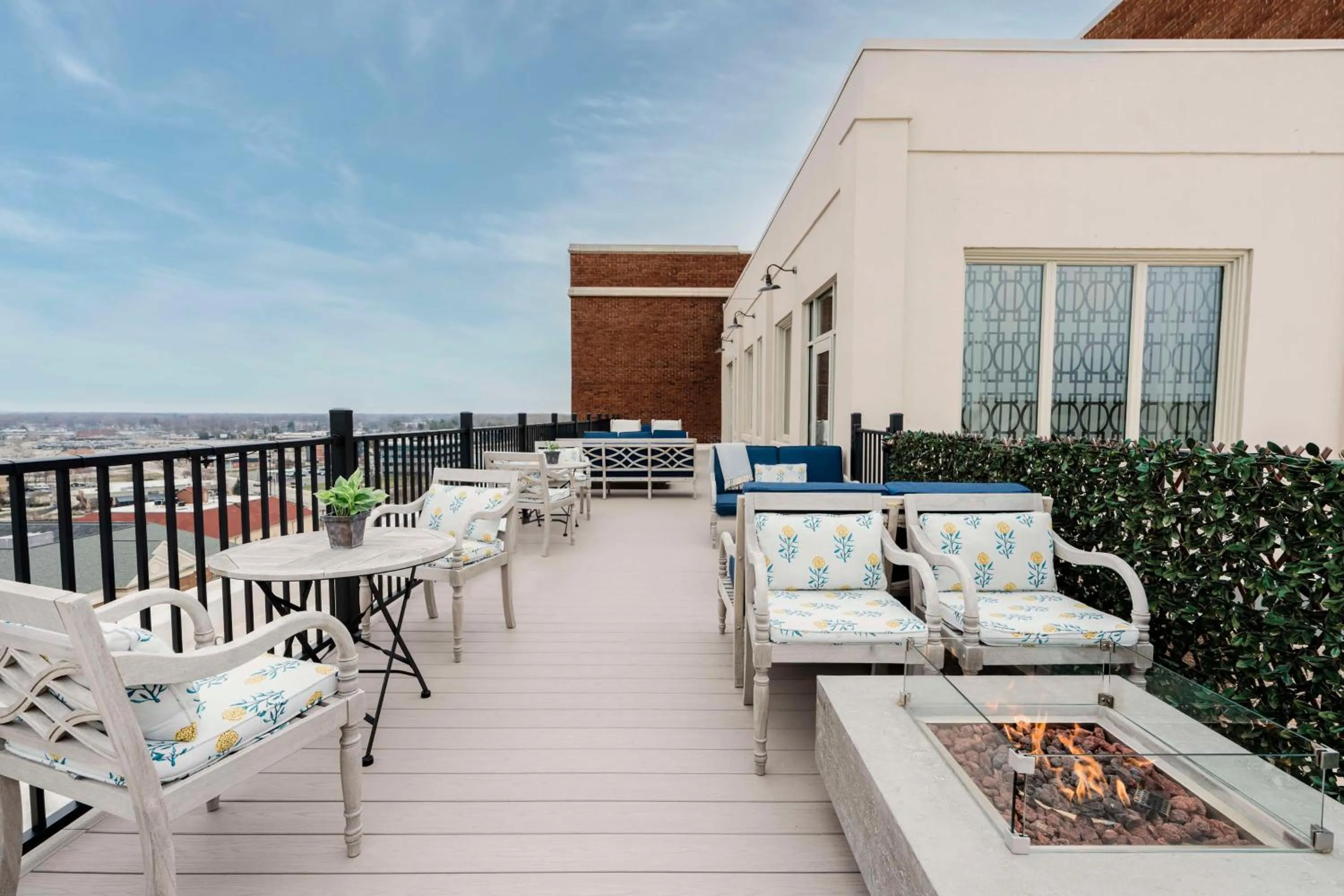 Balcony/Terrace in Hotel Elkhart, Tapestry Collection By Hilton