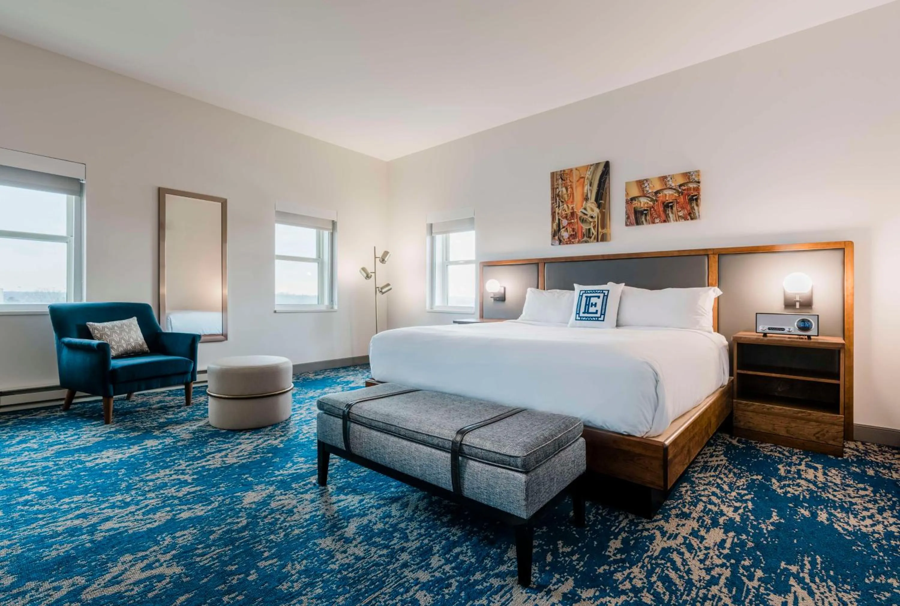 Bed in Hotel Elkhart, Tapestry Collection By Hilton