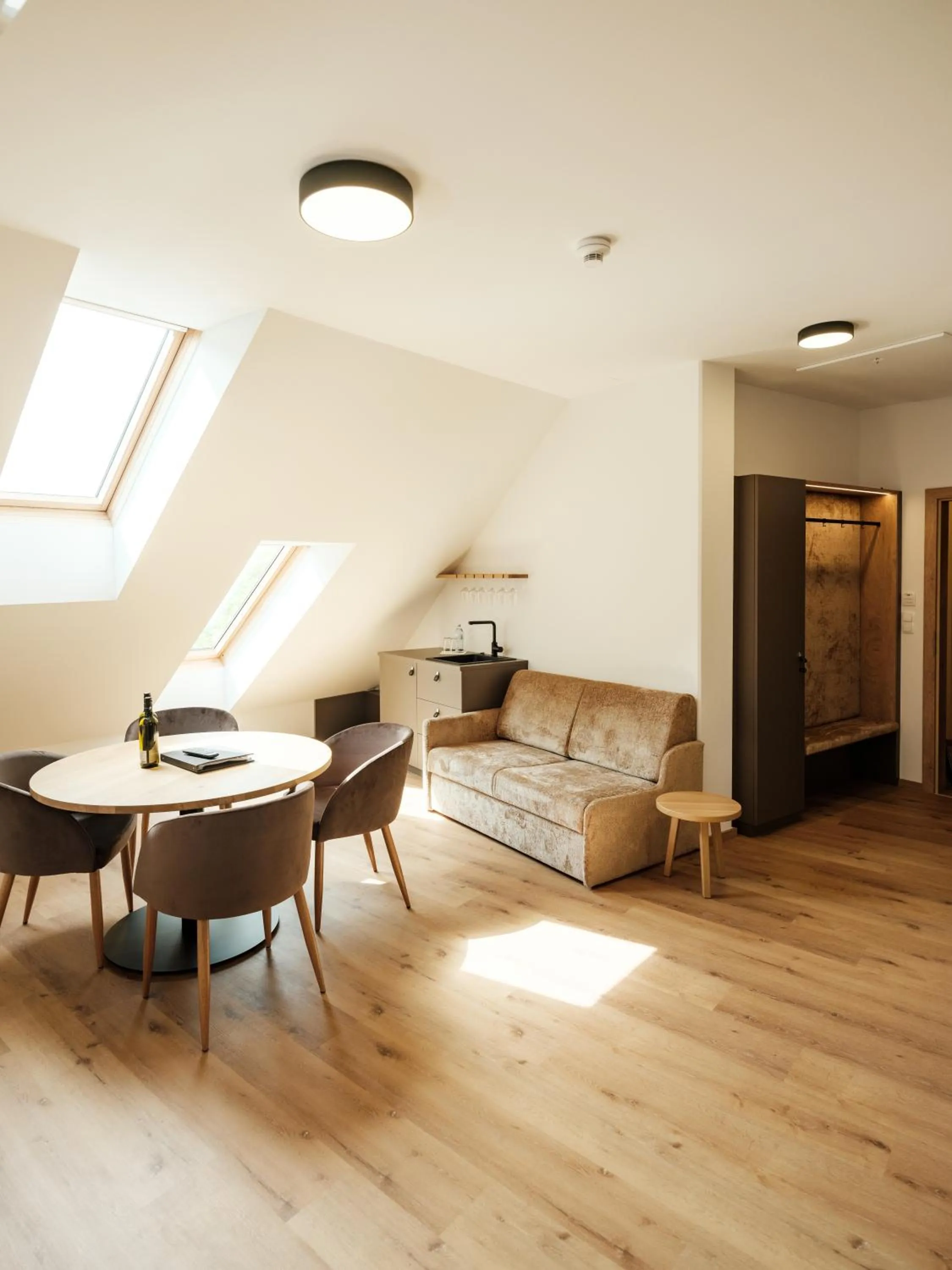 Seating area in Hotel Neustifter