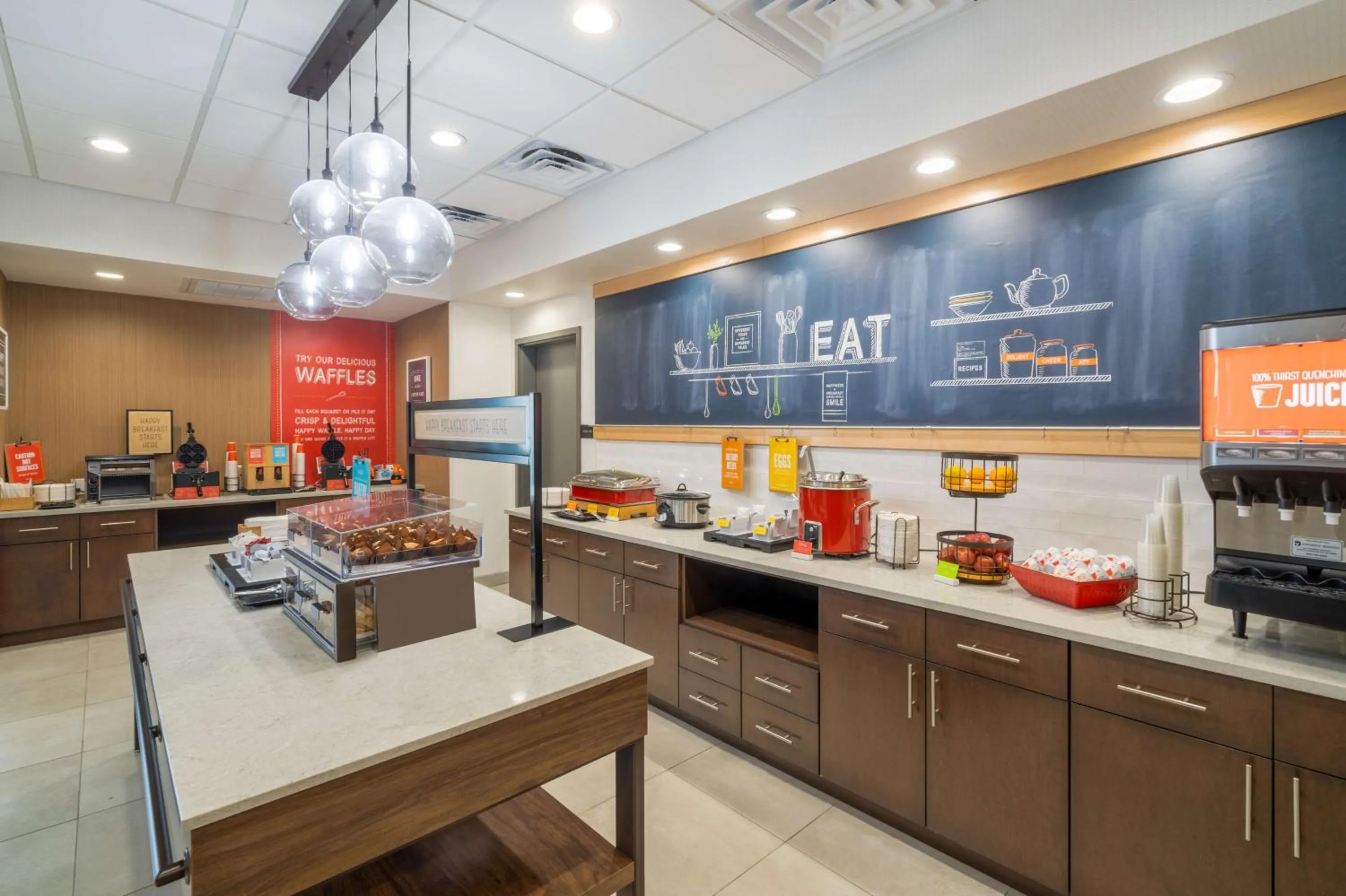 Breakfast, Kitchen/Kitchenette in Hampton Inn By Hilton Hardeeville, SC
