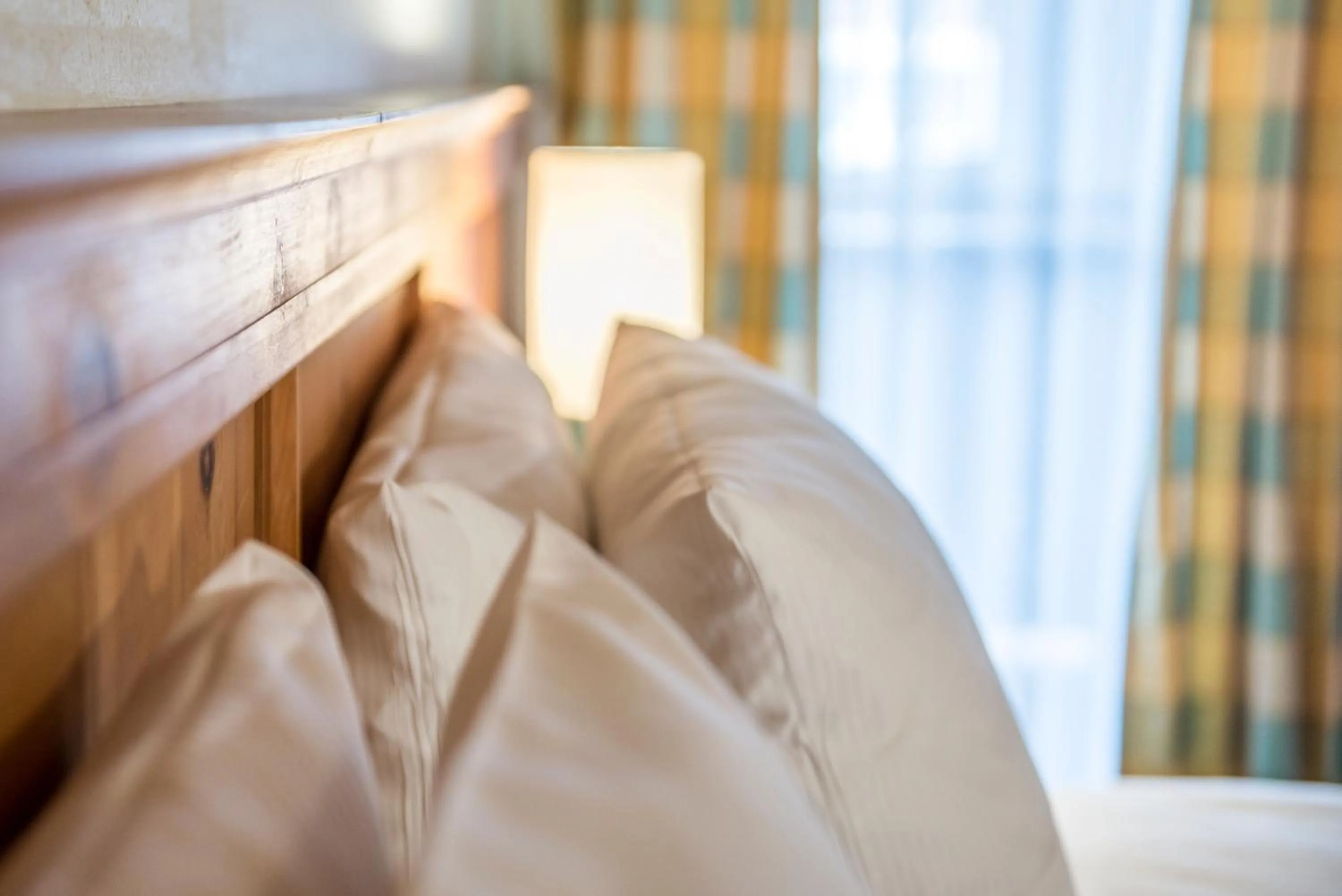 Photo of the whole room, Bed in eva,VILLAGE