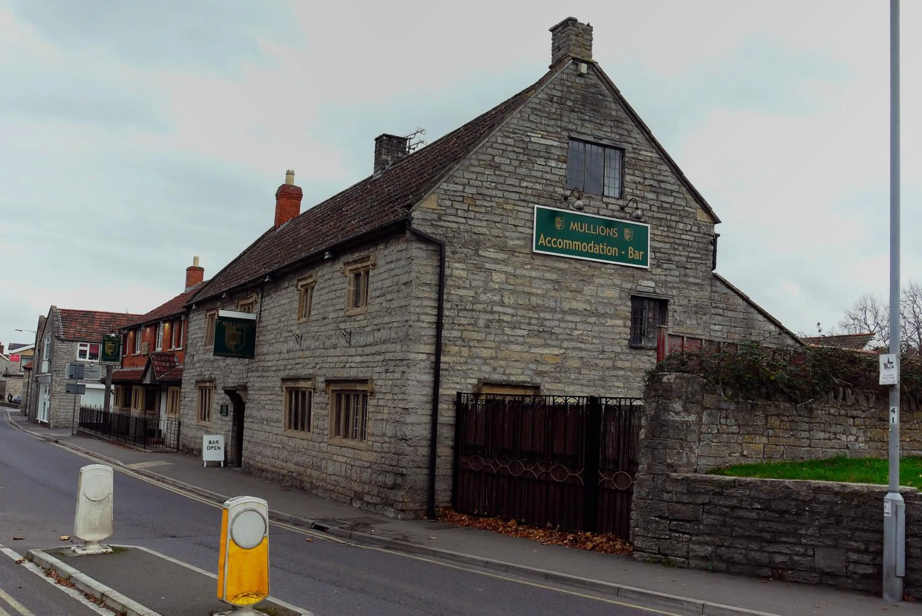 Property building in Mullions 51 B&B