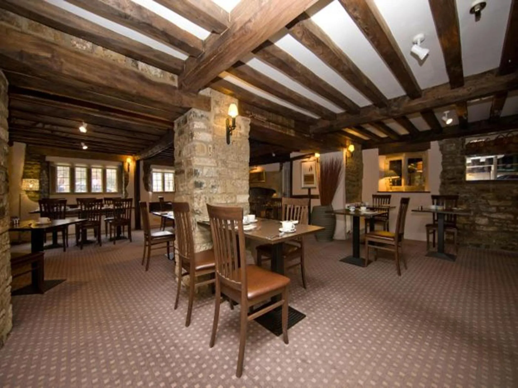 Restaurant/places to eat in Mullions 51 B&B