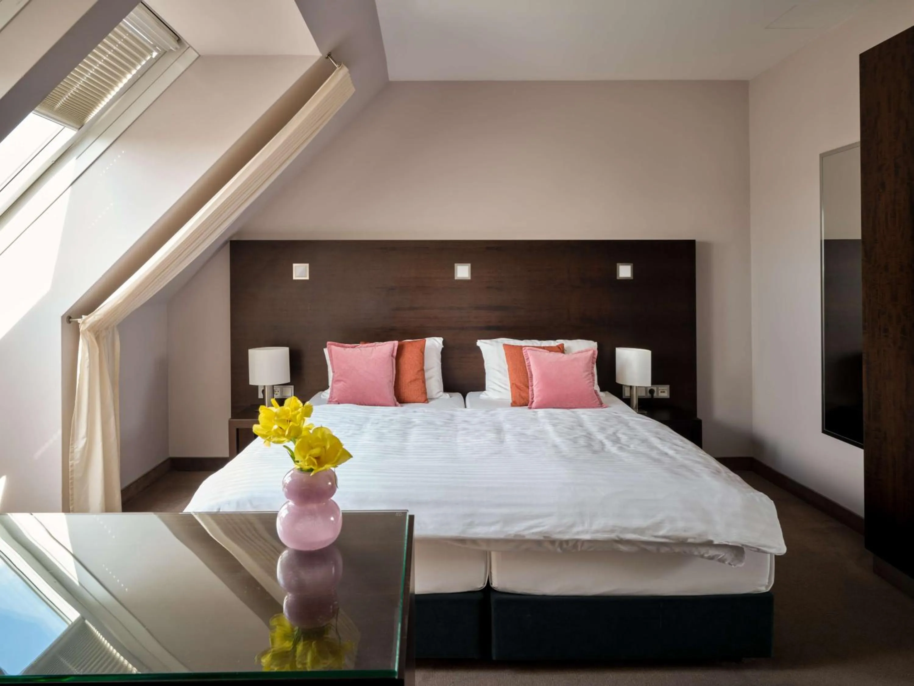 Bed in Flemings Hotel Wien-Stadthalle