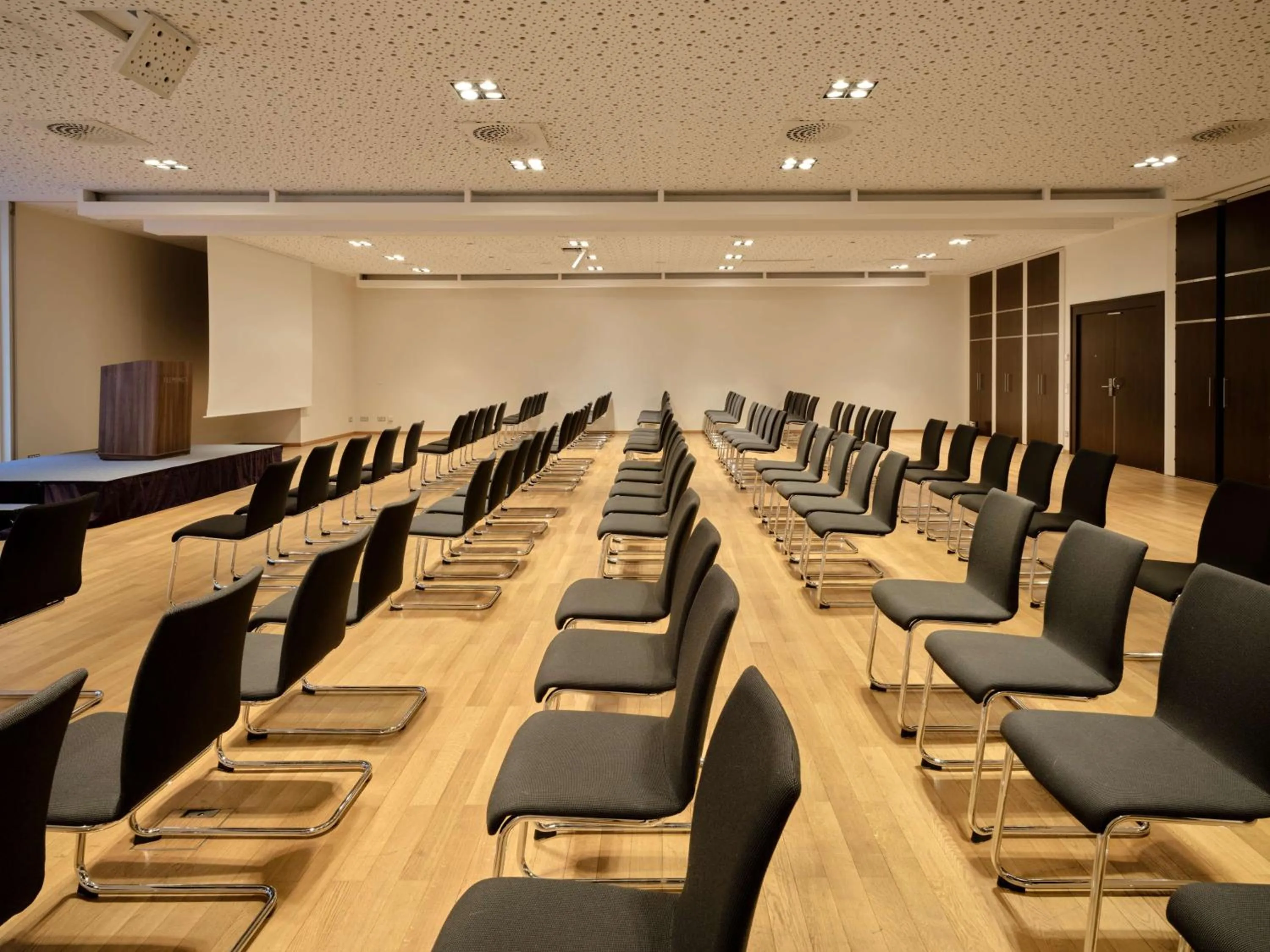 TV and multimedia in Flemings Hotel Wien-Stadthalle