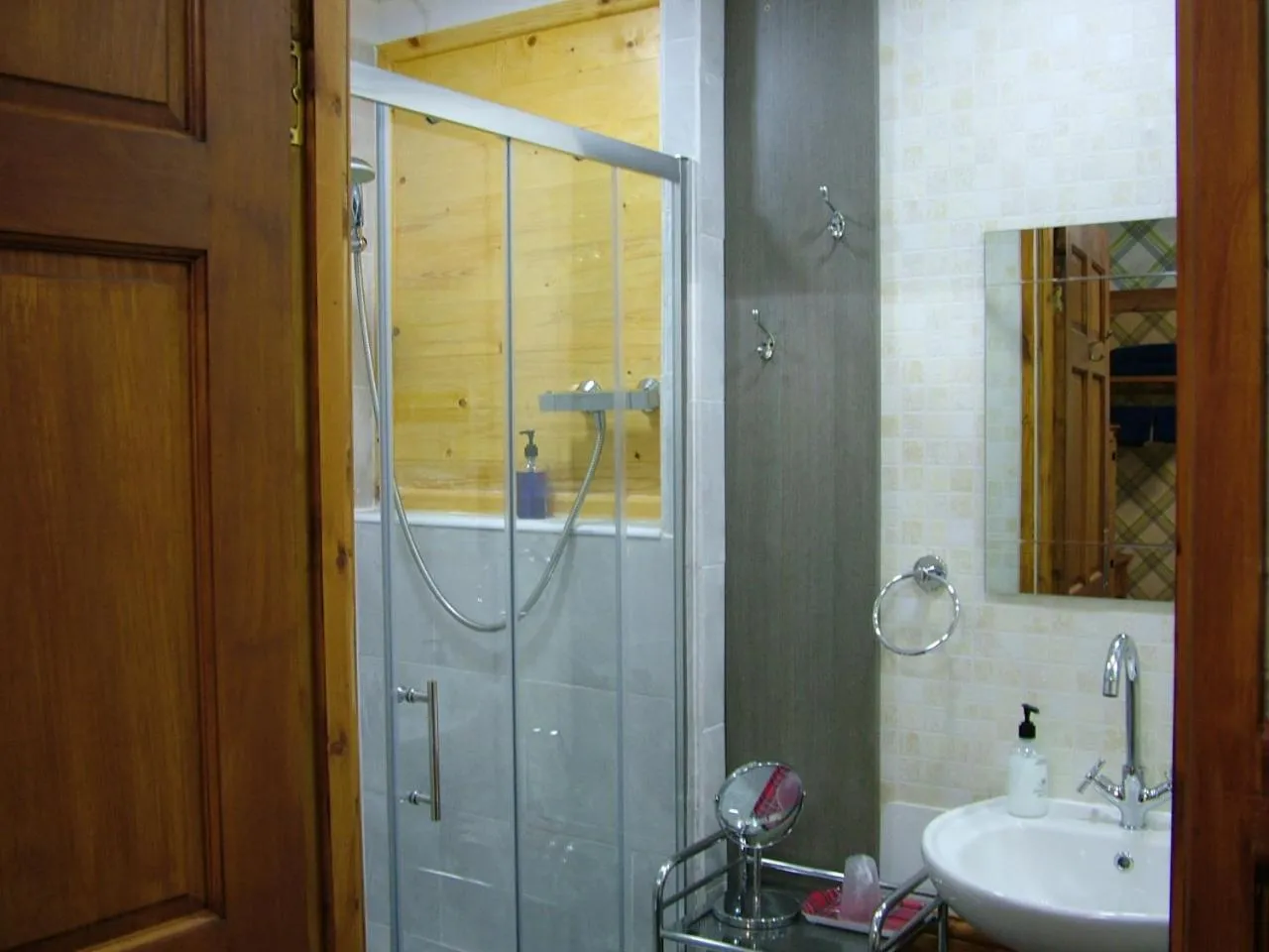 Bathroom in The Steading Highland Glen Lodge