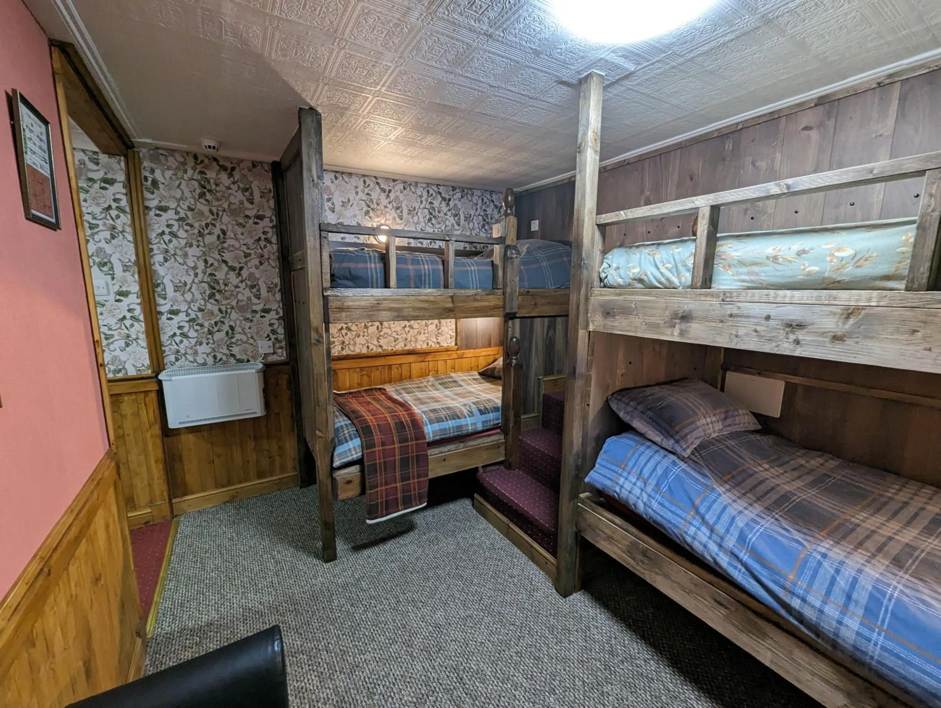 bunk bed, Bed in The Steading Highland Glen Lodge