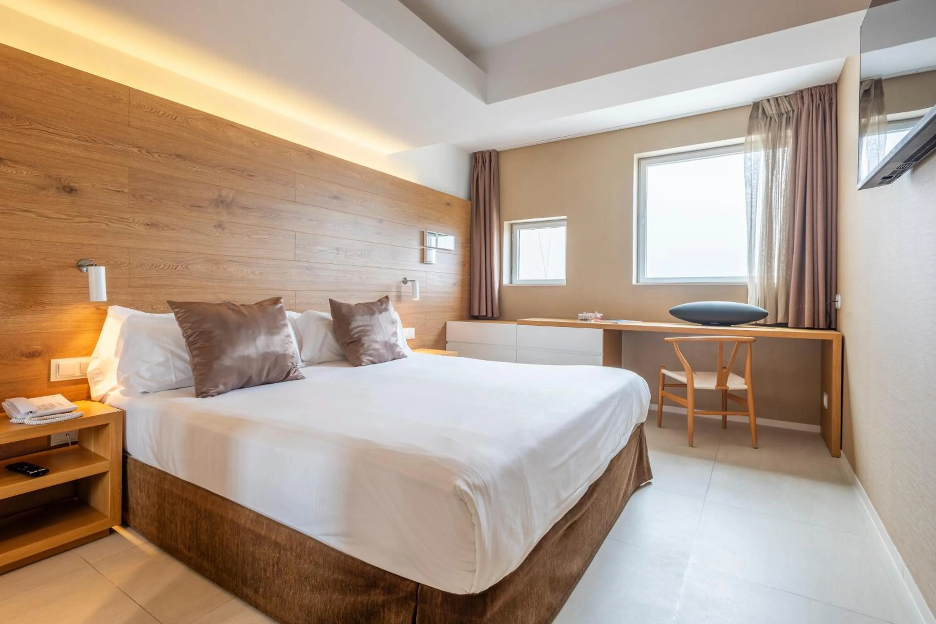 Photo of the whole room, Bed in Leonardo Boutique Hotel Mallorca Port Portals - Adults only