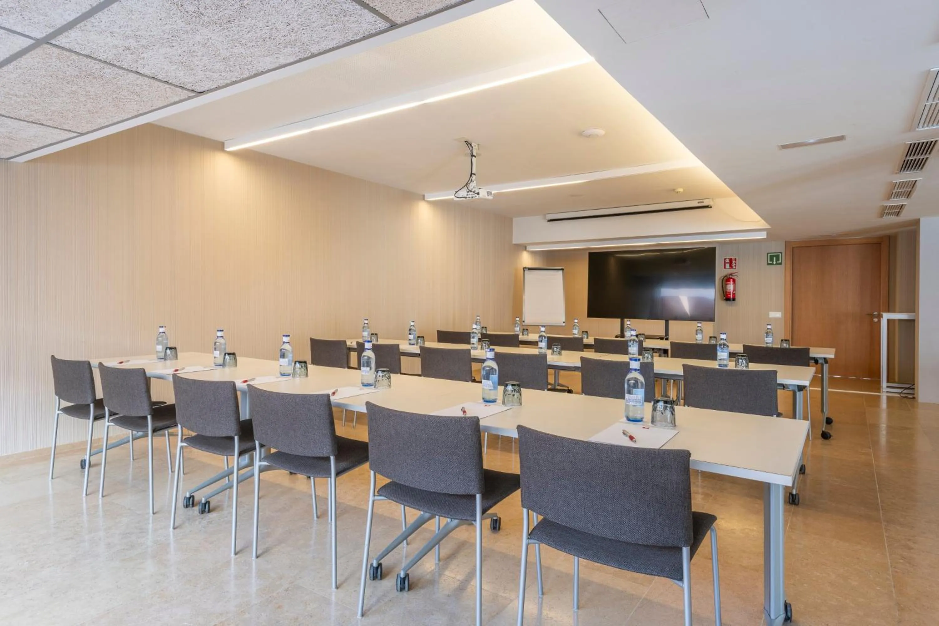 Meeting/conference room in Leonardo Boutique Hotel Mallorca Port Portals - Adults only