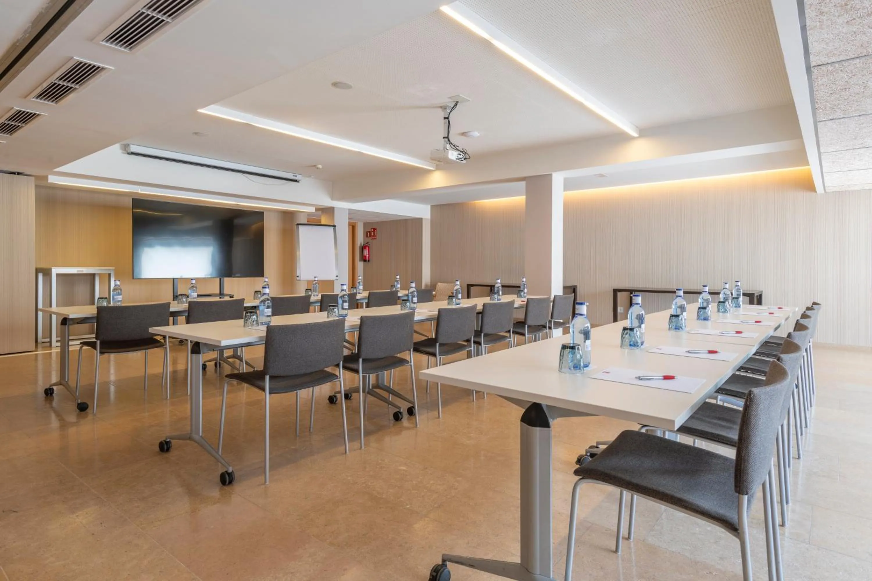 Meeting/conference room in Leonardo Boutique Hotel Mallorca Port Portals - Adults only
