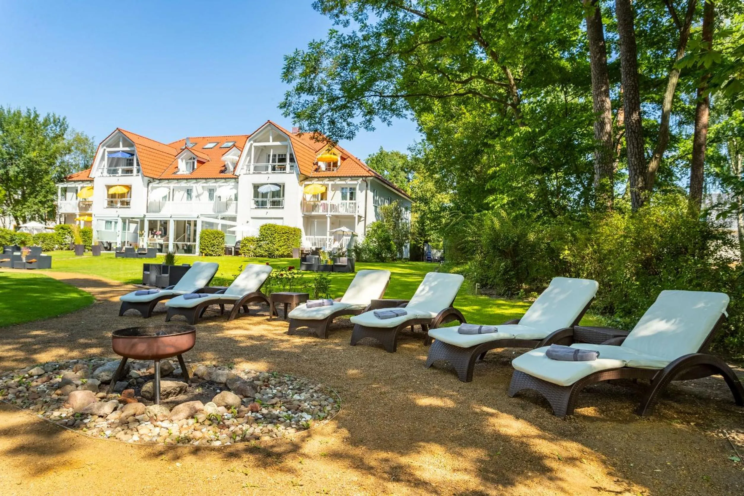 Property building in Victoria Suites