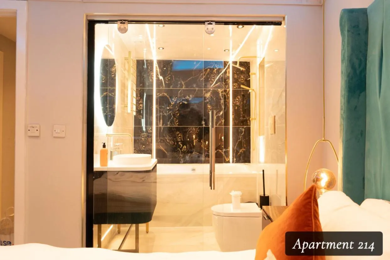 Bathroom, Bed in The Opulence Bradford