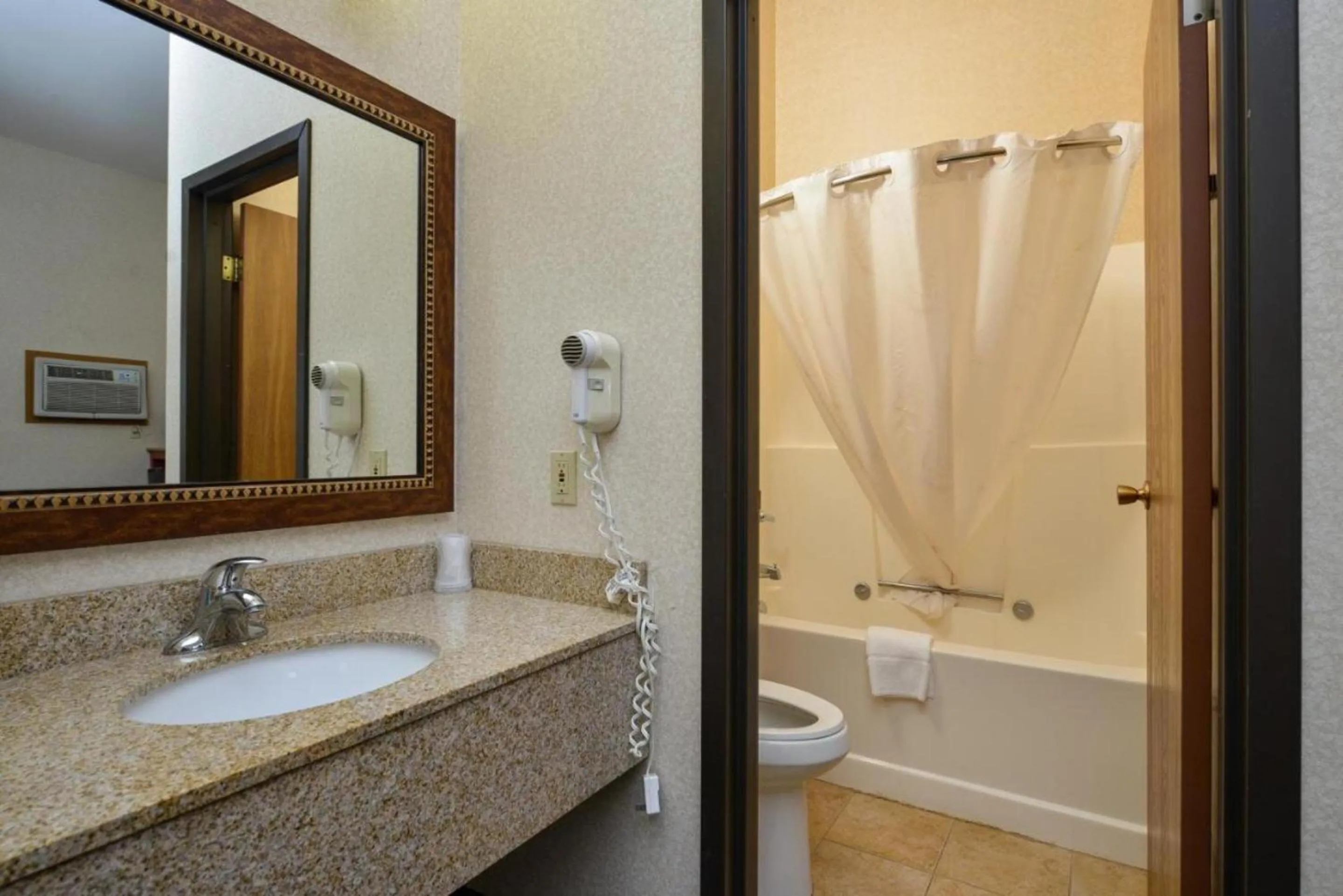 Bathroom in Studio 6 - Minot, ND