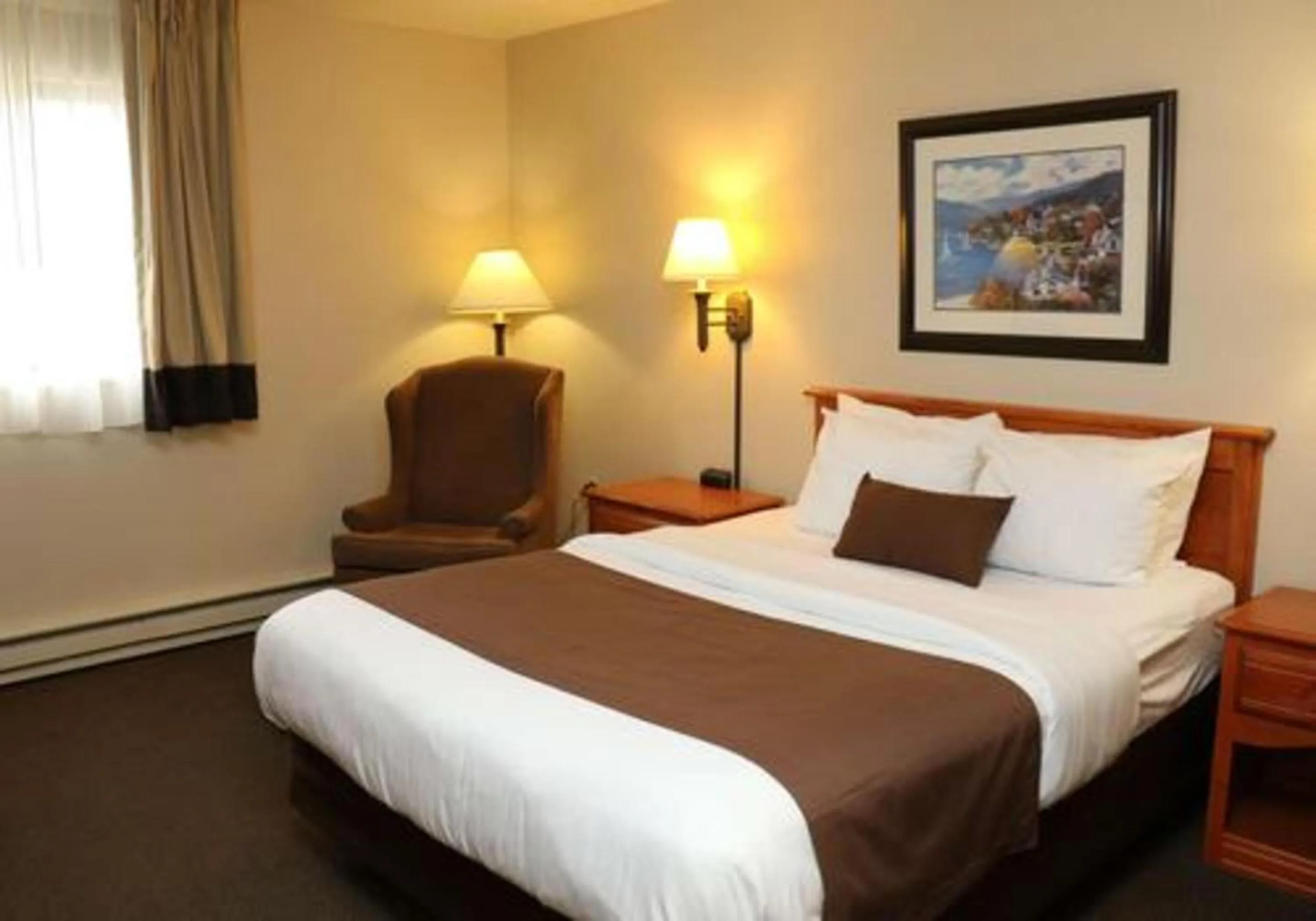 Bedroom, Bed in Studio 6 - Minot, ND