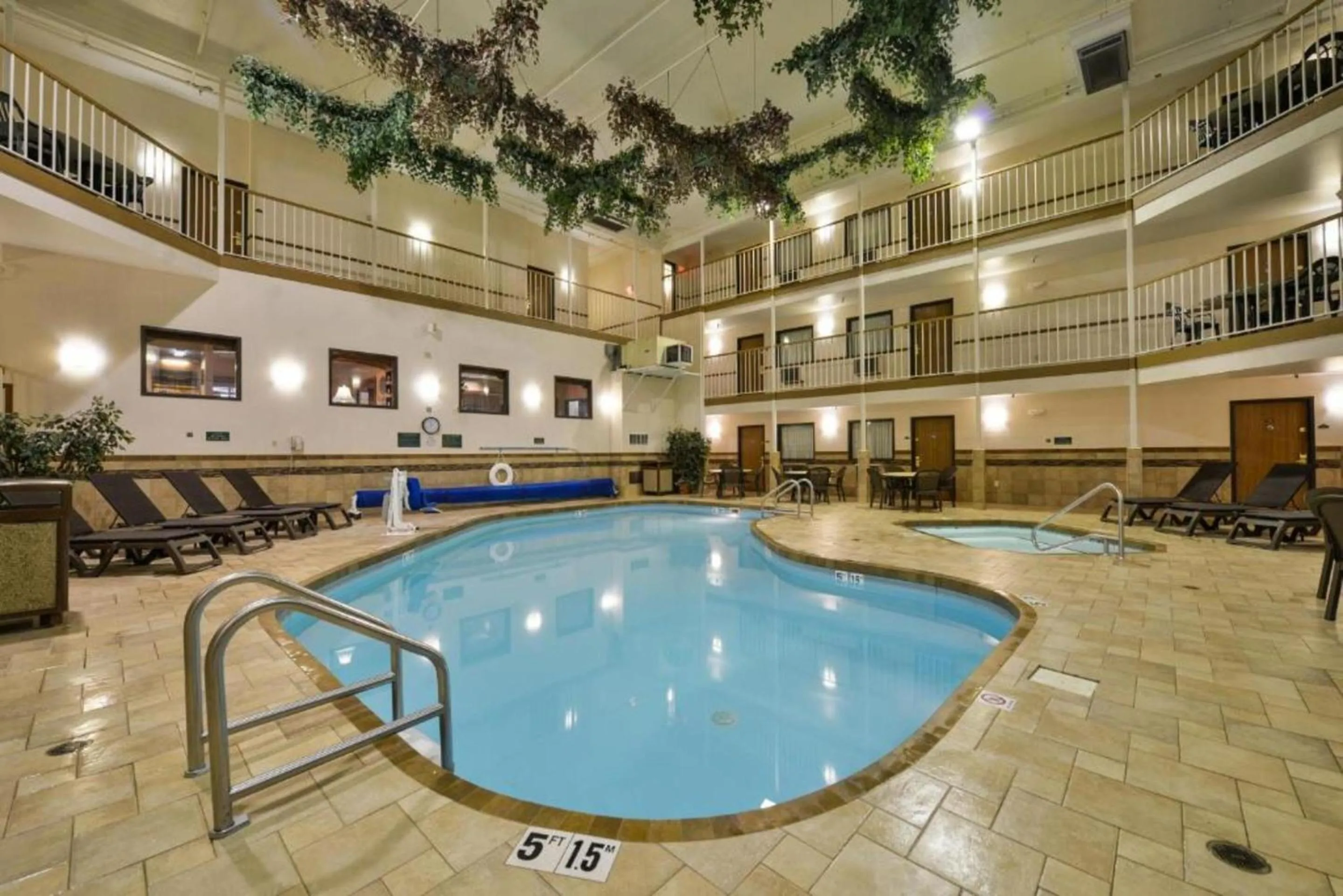 Swimming pool in Studio 6 - Minot, ND