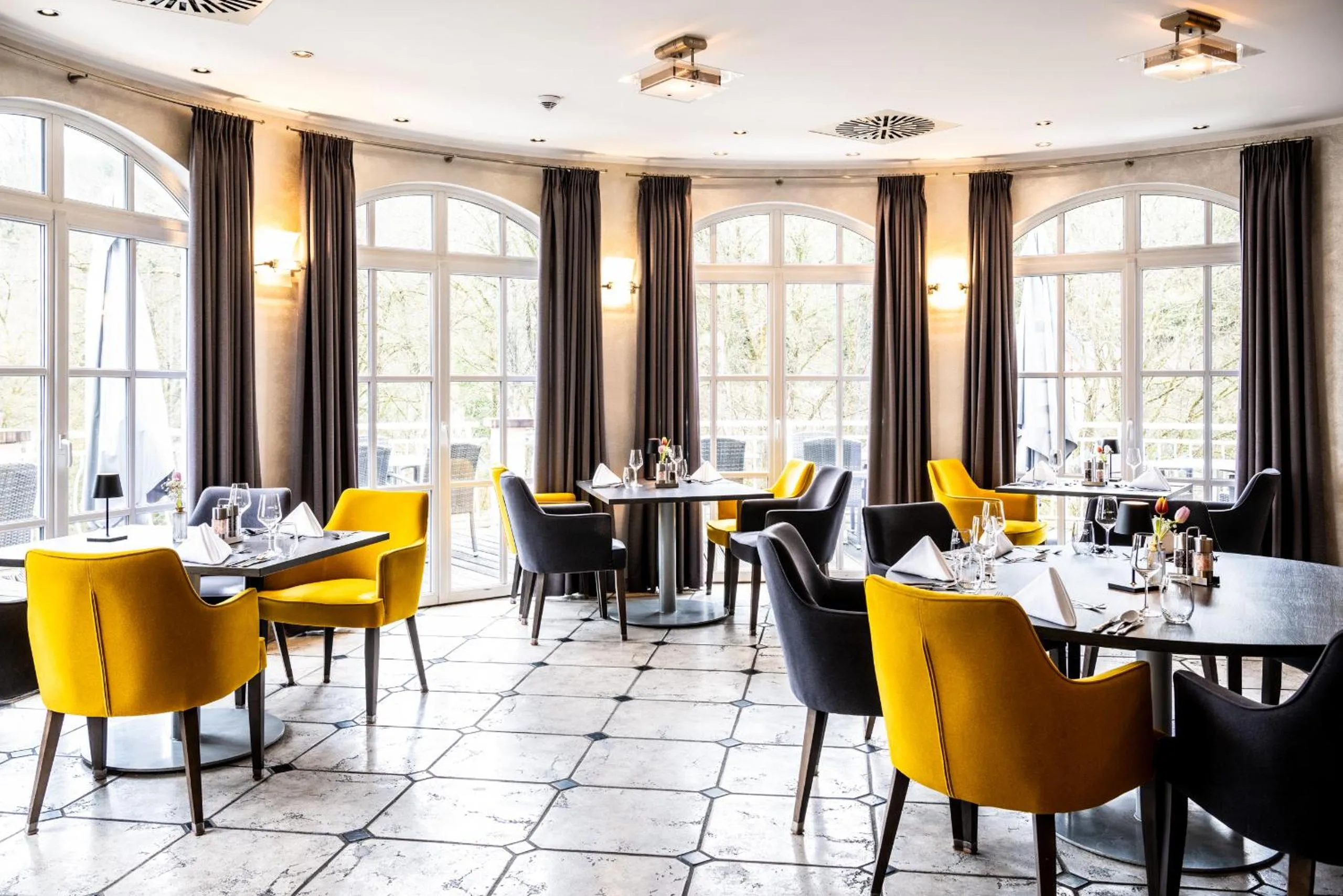 Restaurant/places to eat in Hotel Lahnschleife