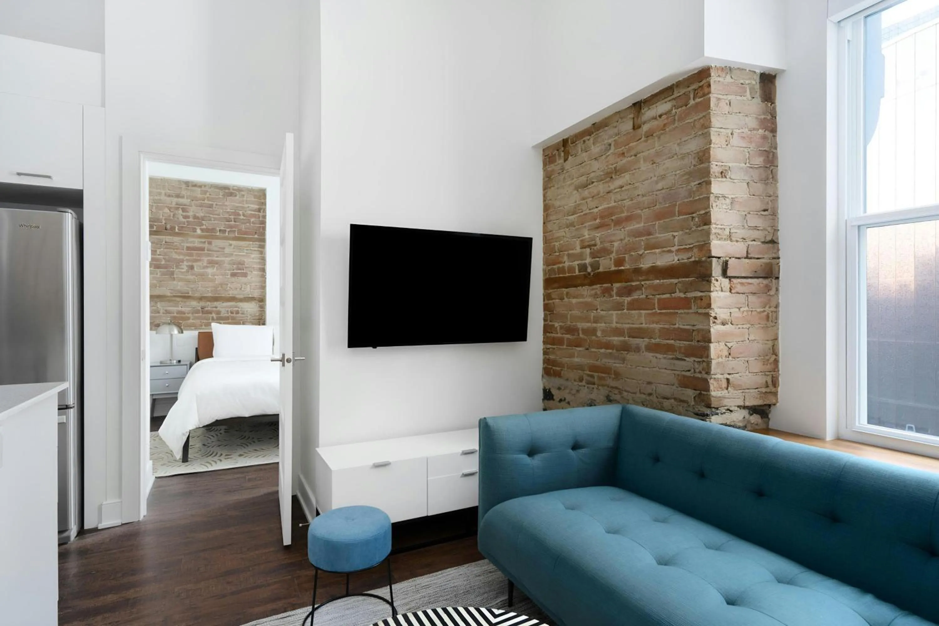 Living room, Bed in Sonder by Marriott Bonvoy Gare Saint Denis Apartments Downtown