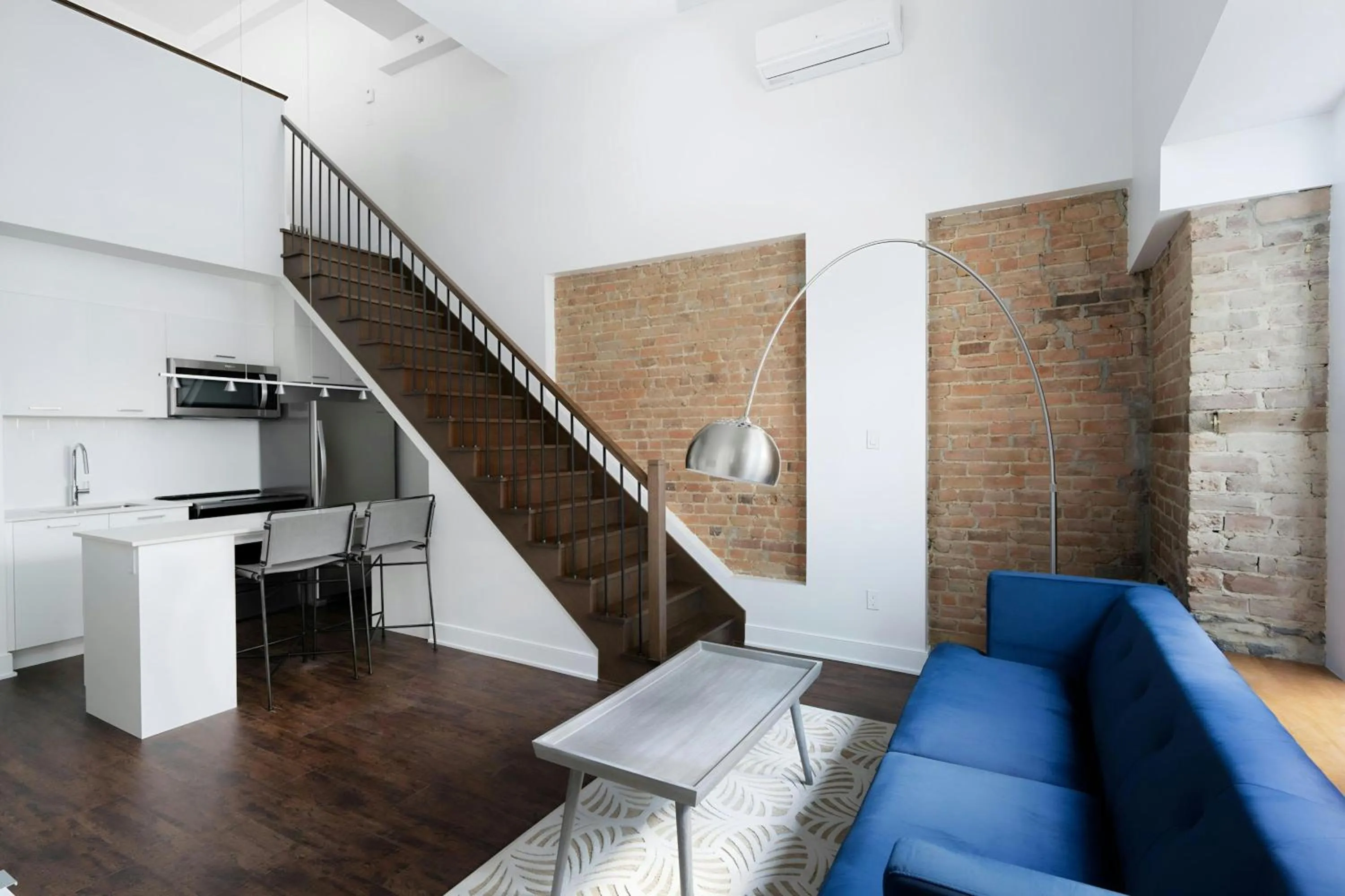 Living room in Sonder by Marriott Bonvoy Gare Saint Denis Apartments Downtown