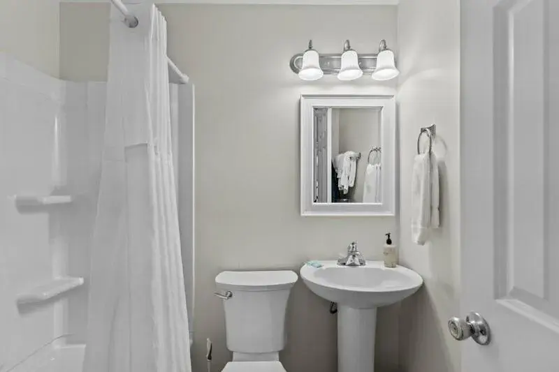 Loggerhead Inn and Suites Loggerhead Inn and Suites